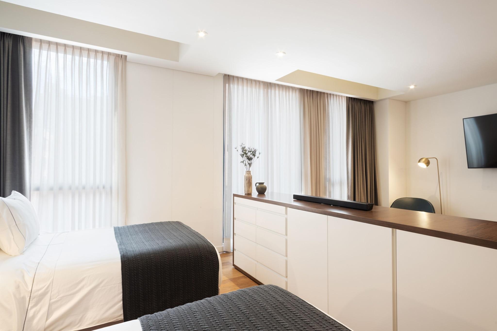 Cassa Luxury Homes by null