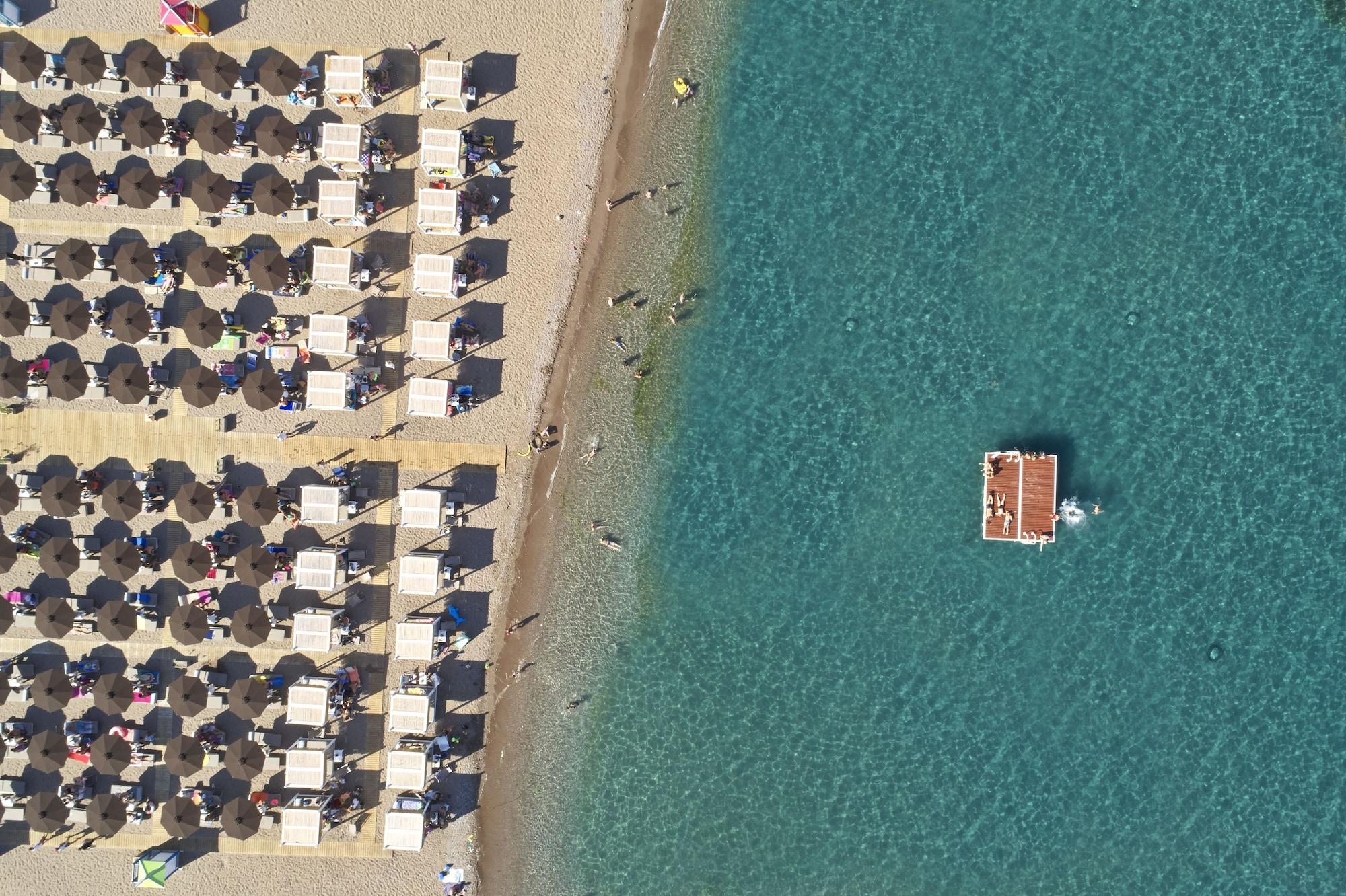 Epsilon Hotel Apartments - photo