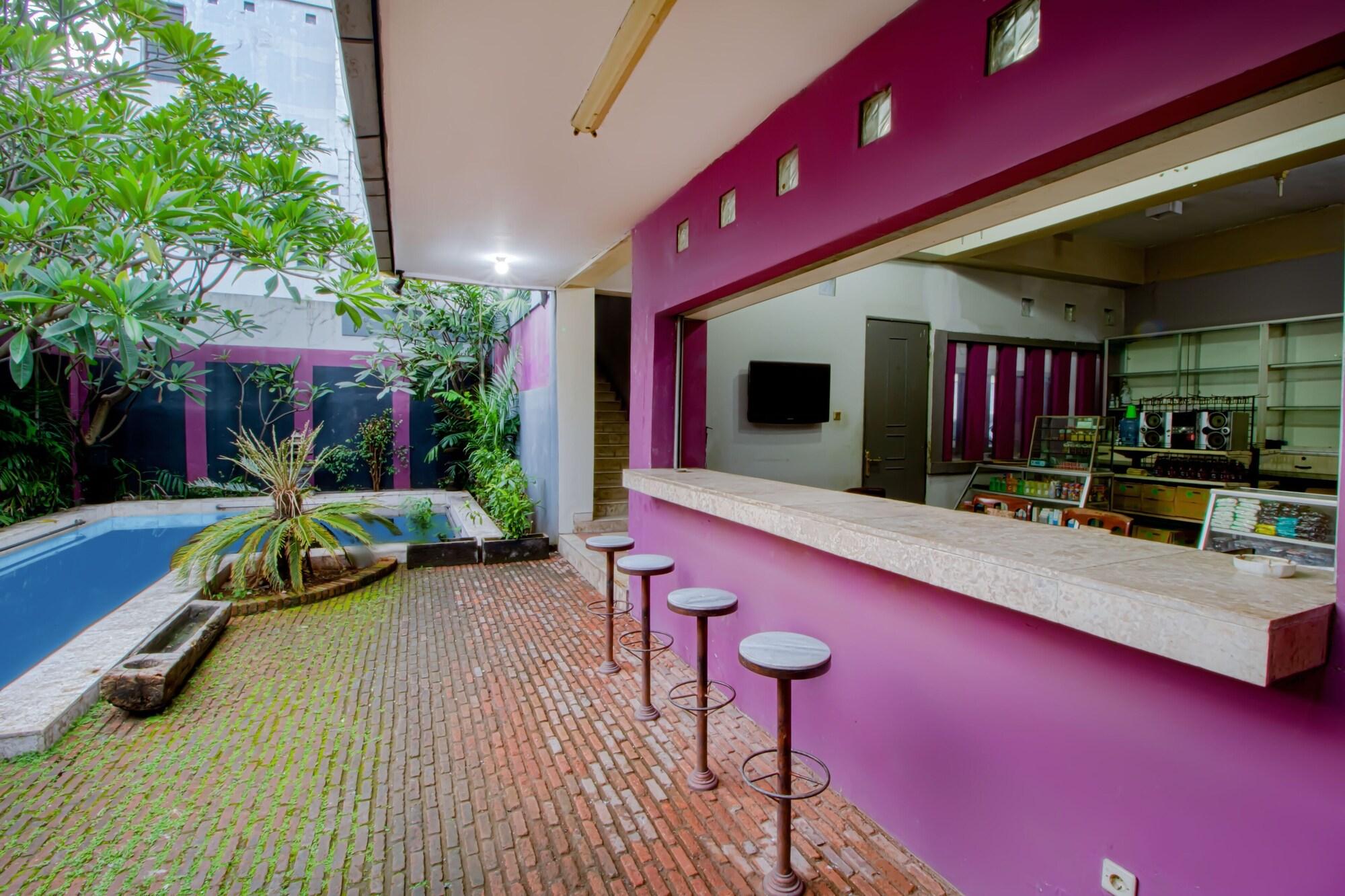 Capital O 90696 Tobana House Bintaro