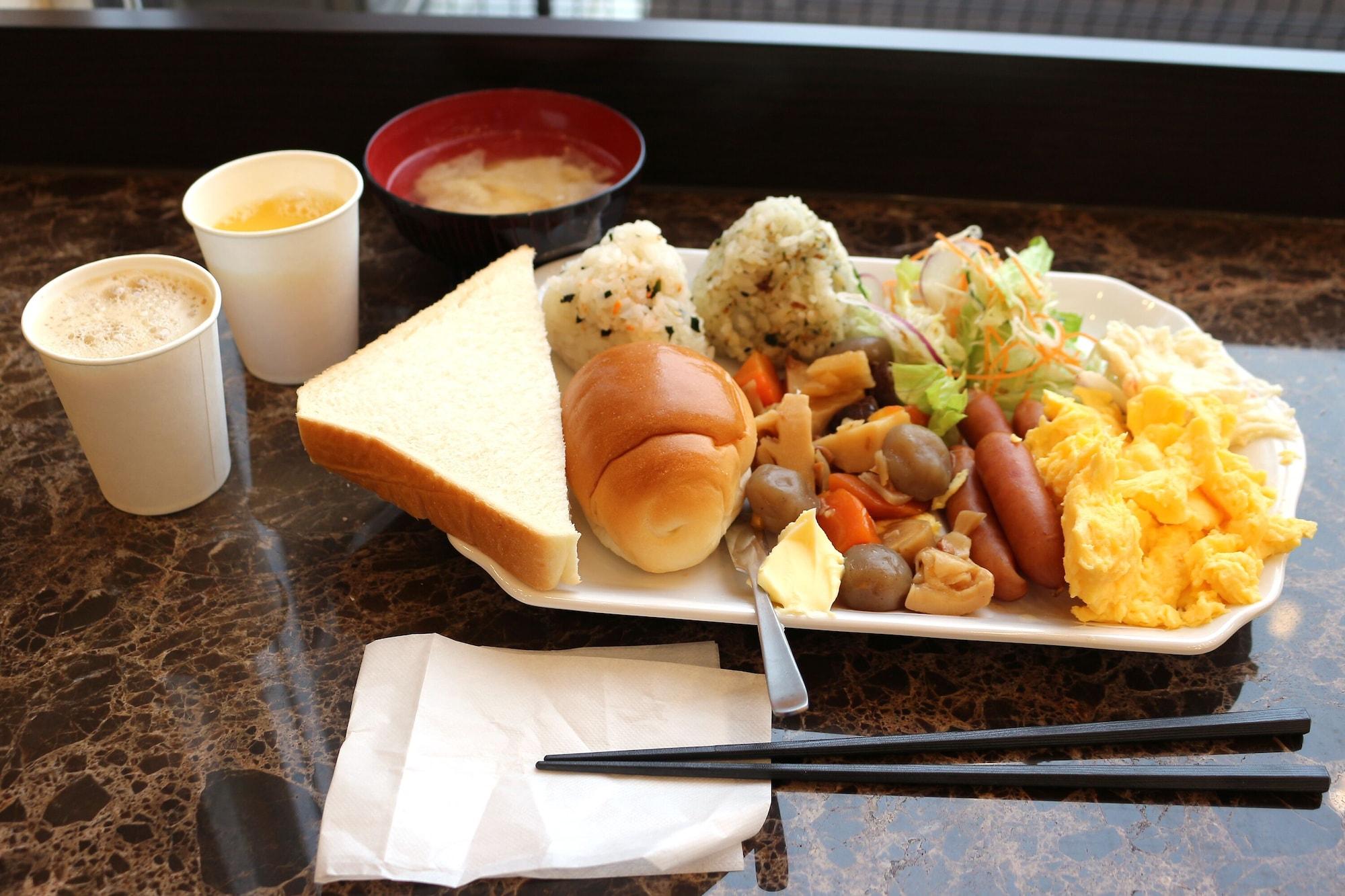 Toyoko Inn Nara Oji-eki Minami-guchi