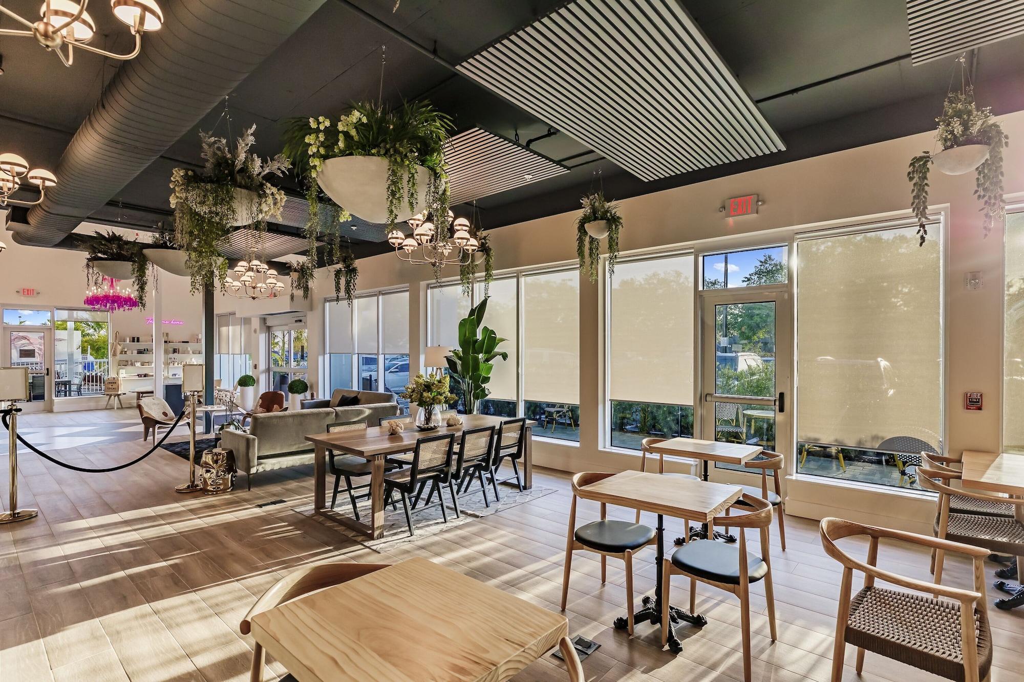 Kompose Hotel Sarasota by null