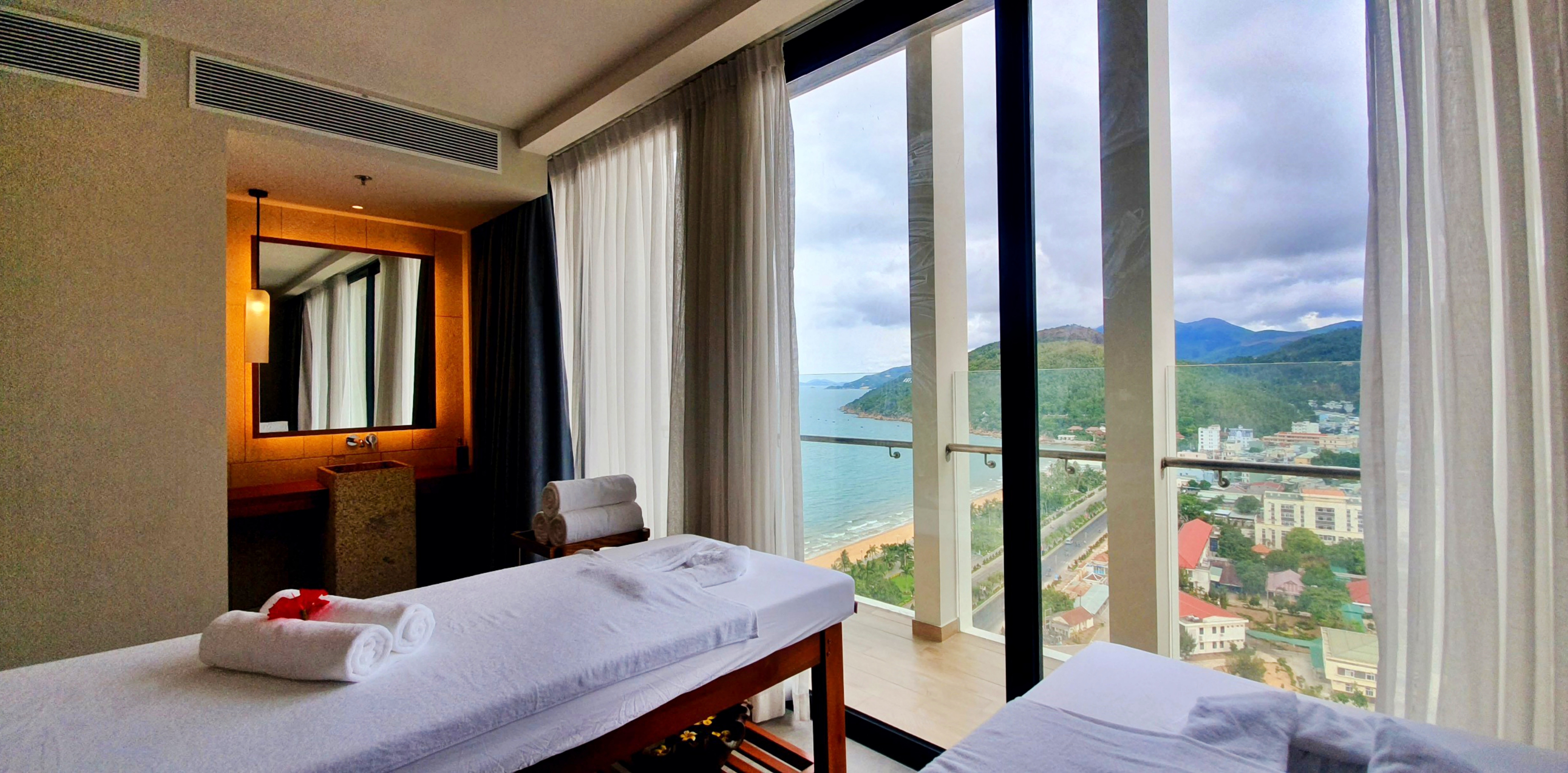 ANYA Premier Beachfront Hotel Quy Nhon