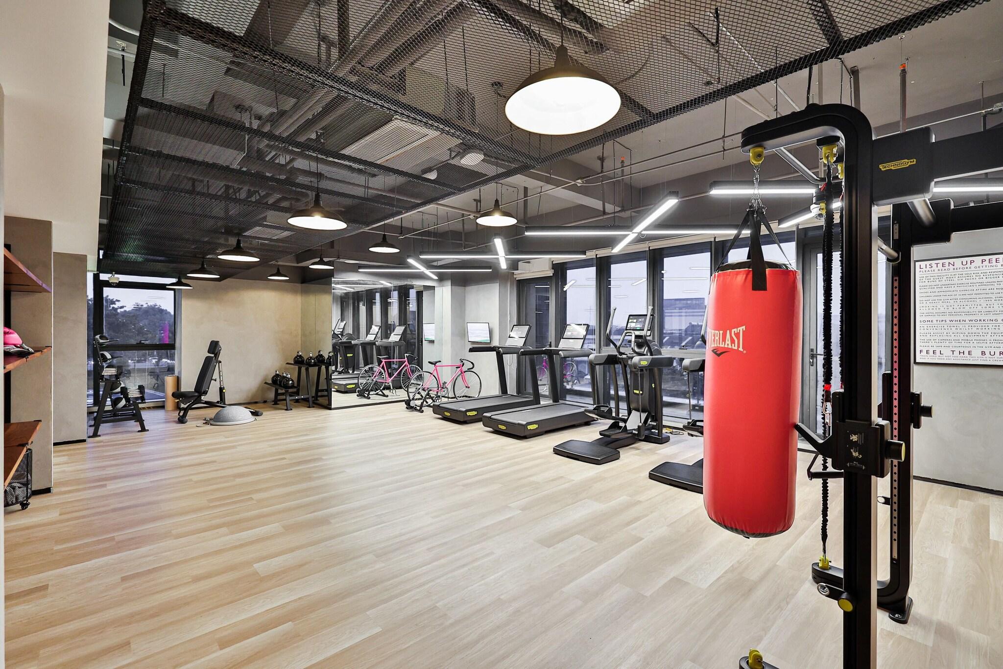 Moxy Shanghai Hongqiao CBD