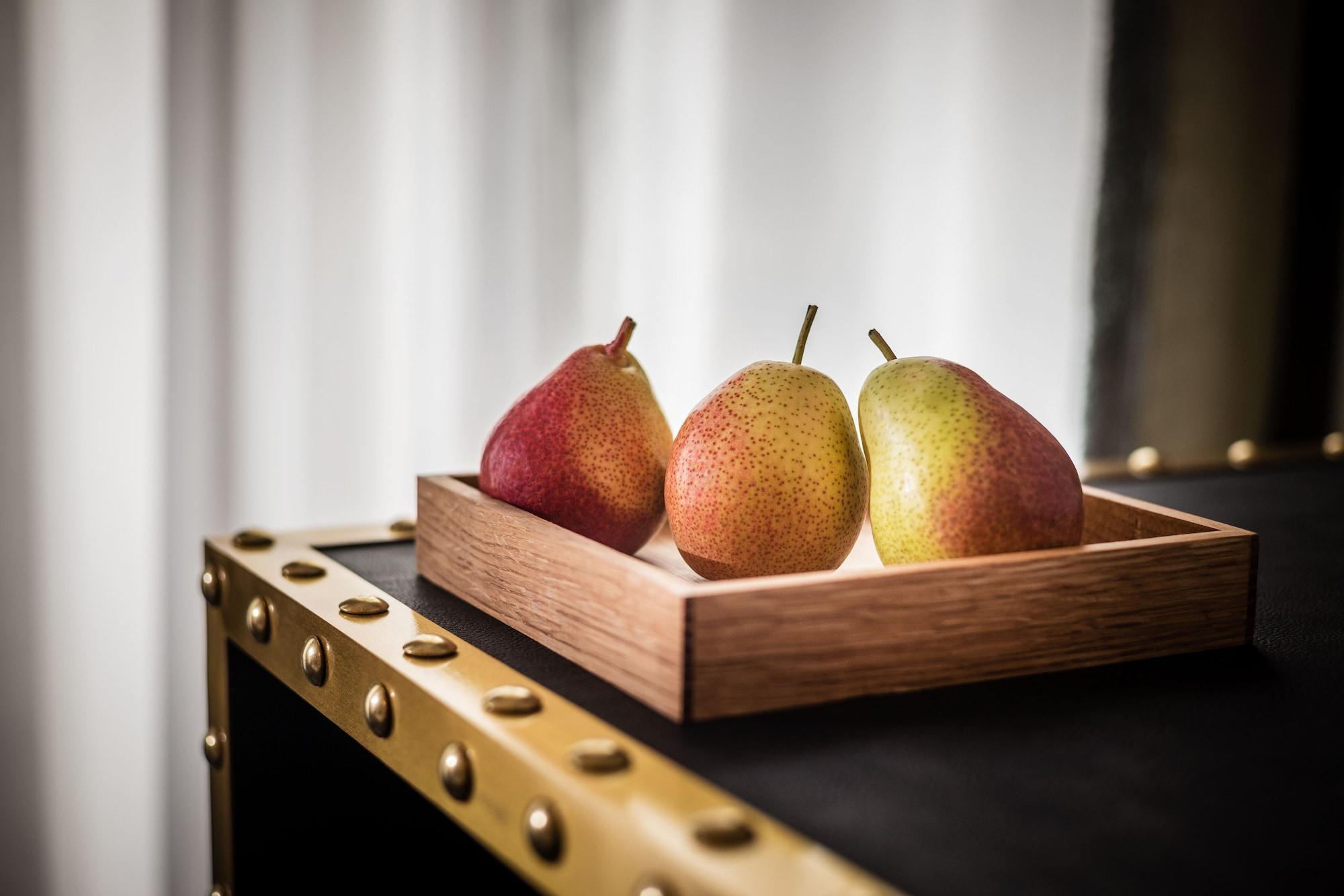 The Merchant Baku by null