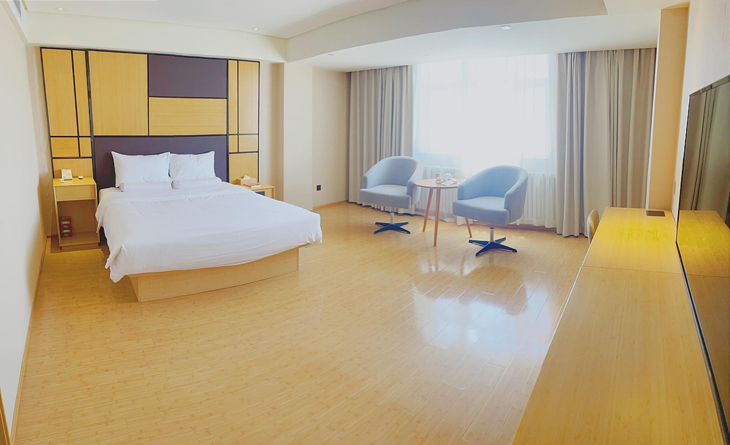 Ji Hotel (Urumqi Railway Bureau)