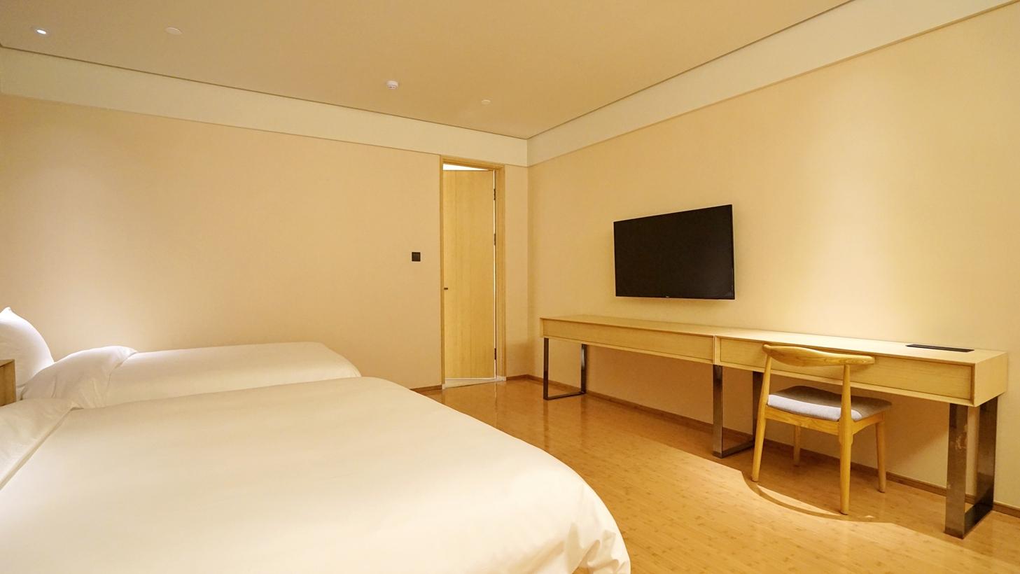 Ji Hotel (Jinan Jingshi Road Harmony Plaza)