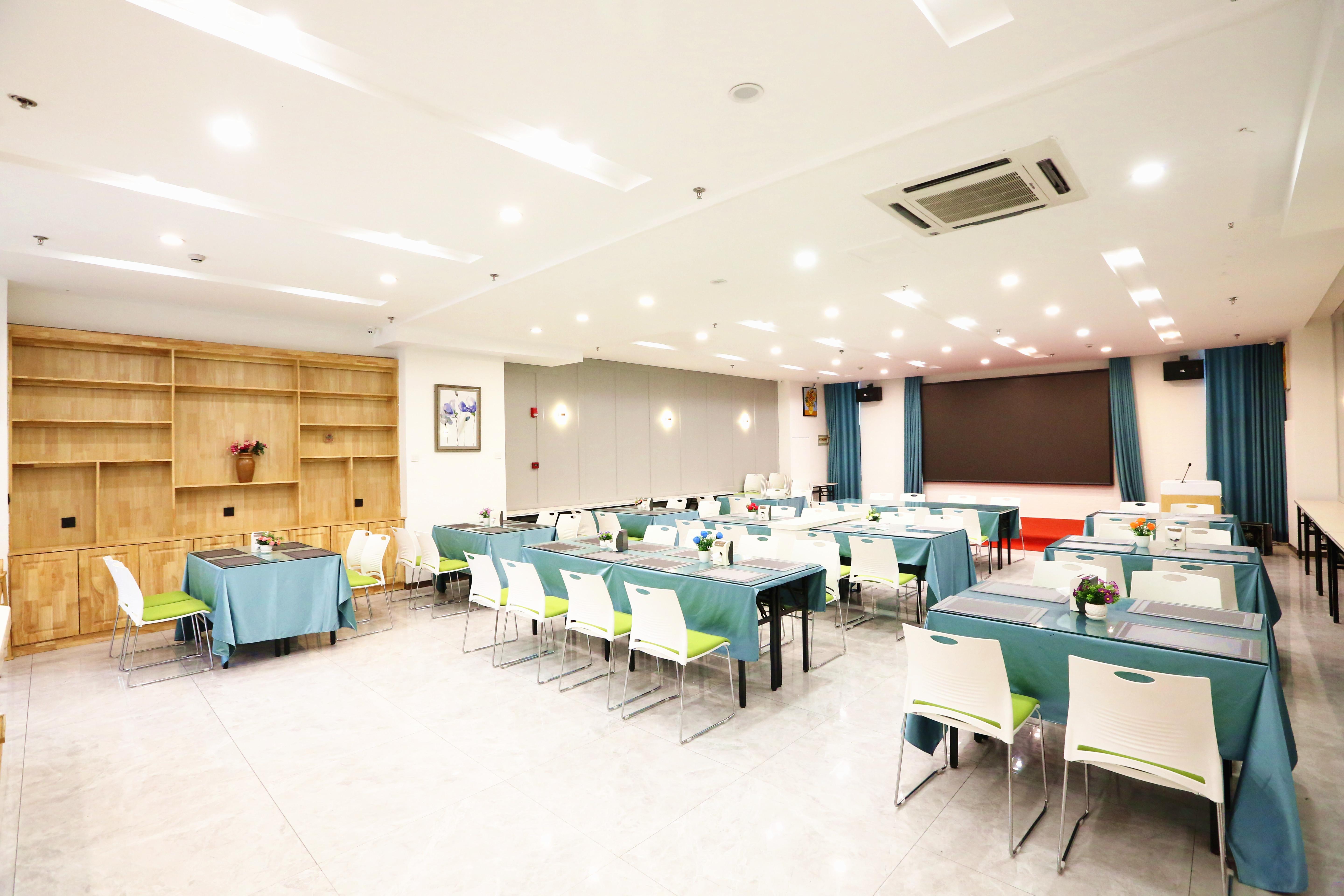 Hanting Hotel (Wanda Plaza, Jinan high tech Zone)