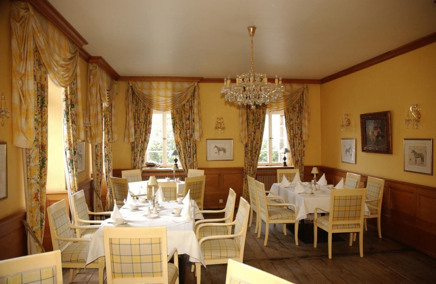Hotel Herrenhaus von Low