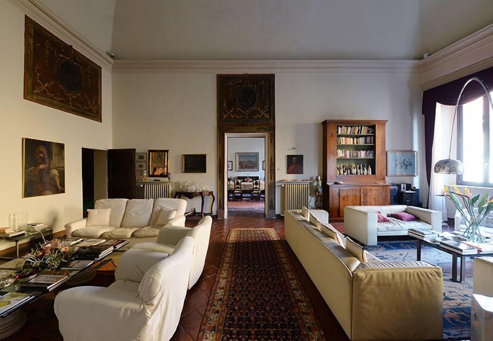 Palazzo Arrivabene B&B by null