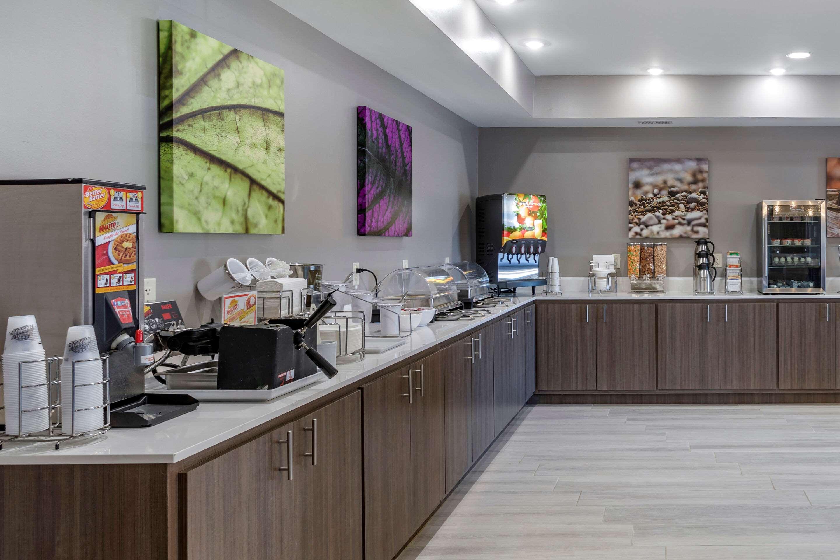 Mainstay Suites Lebanon