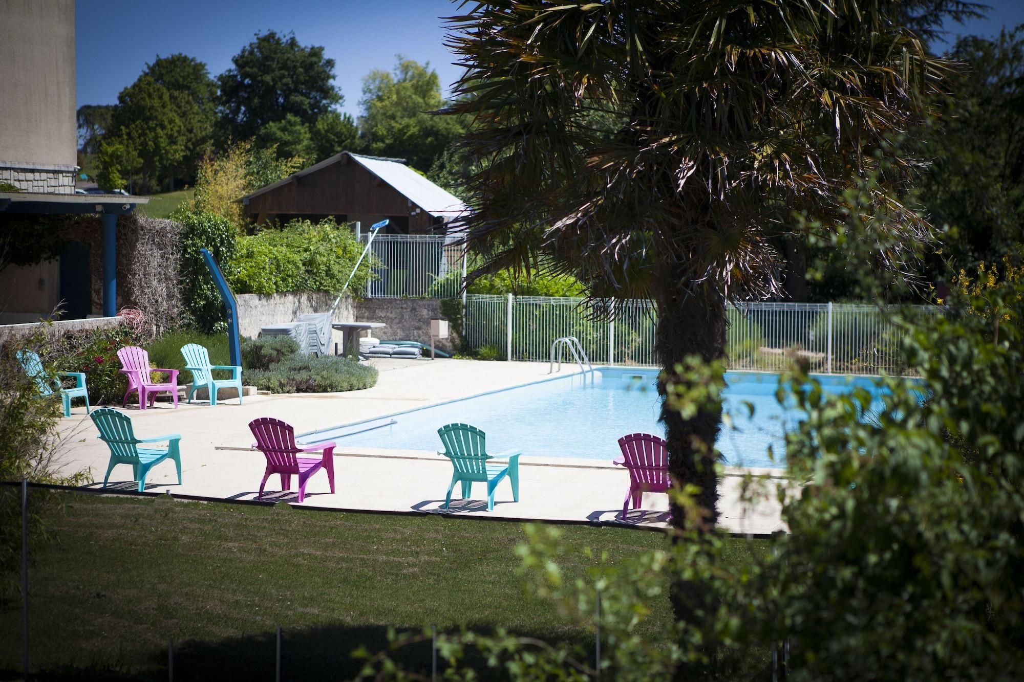 Logis Hôtel Au Clos Paillé