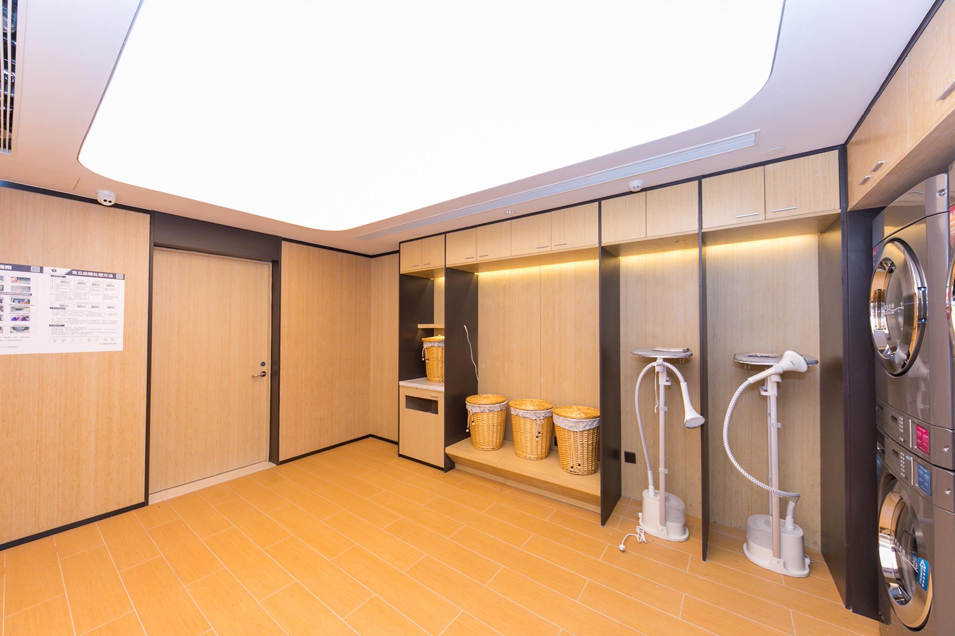 Ji Hotel (Nanjing Ruanjian Avenue Metro Station)