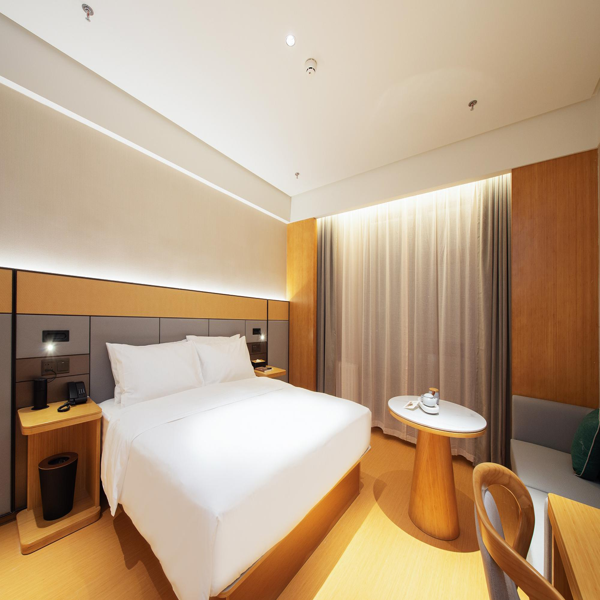 Ji Hotel (Shenyang Middle Street Forbidden City)