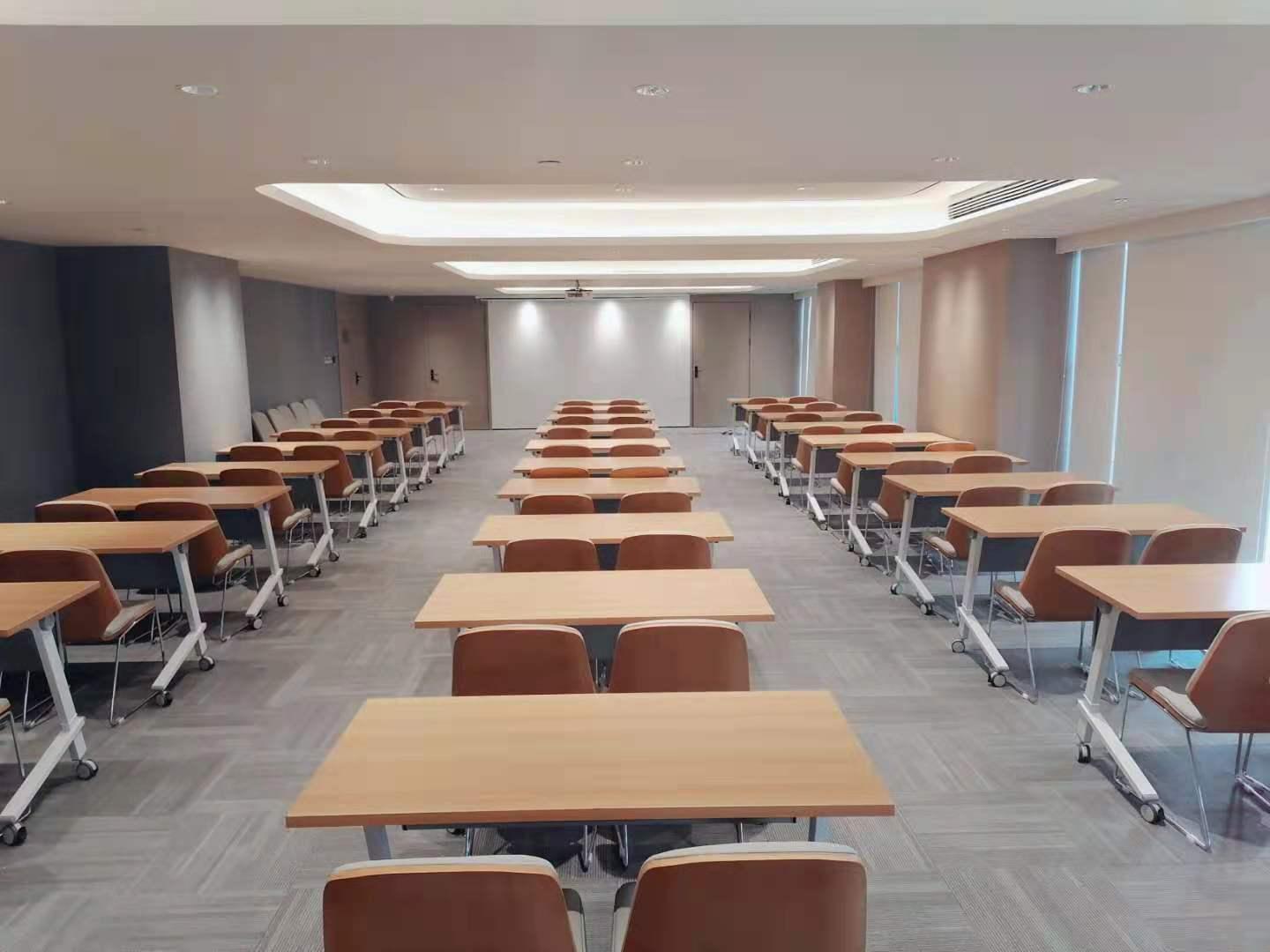 Ji Hotel (Lianyungang Haizhou Wenfeng Plaza)
