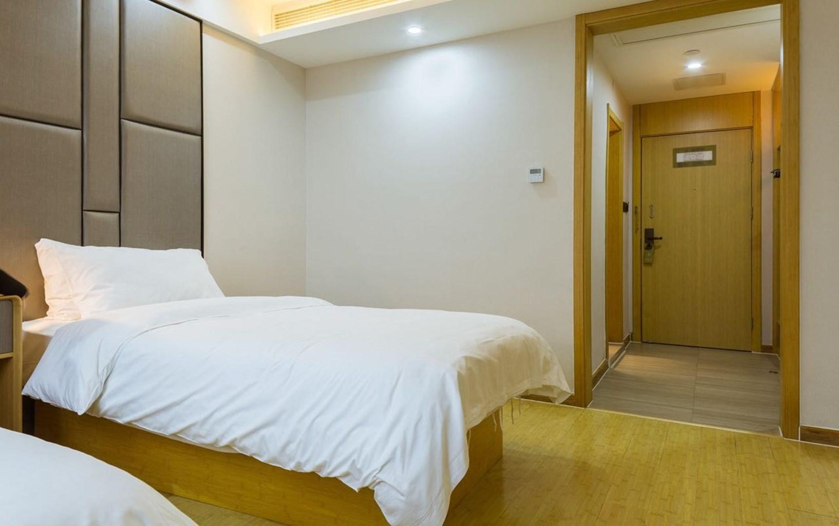 Ji Hotel (Wuhan Wuchang Zhongnan Road)