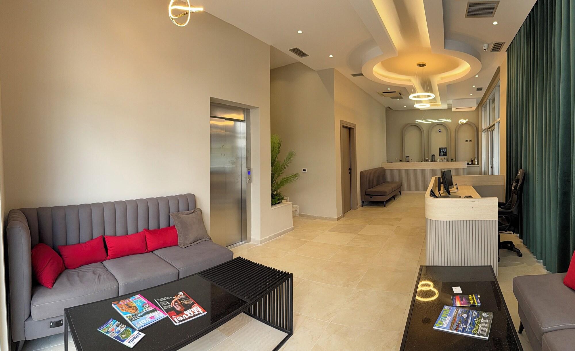 Hotel Royal - фото