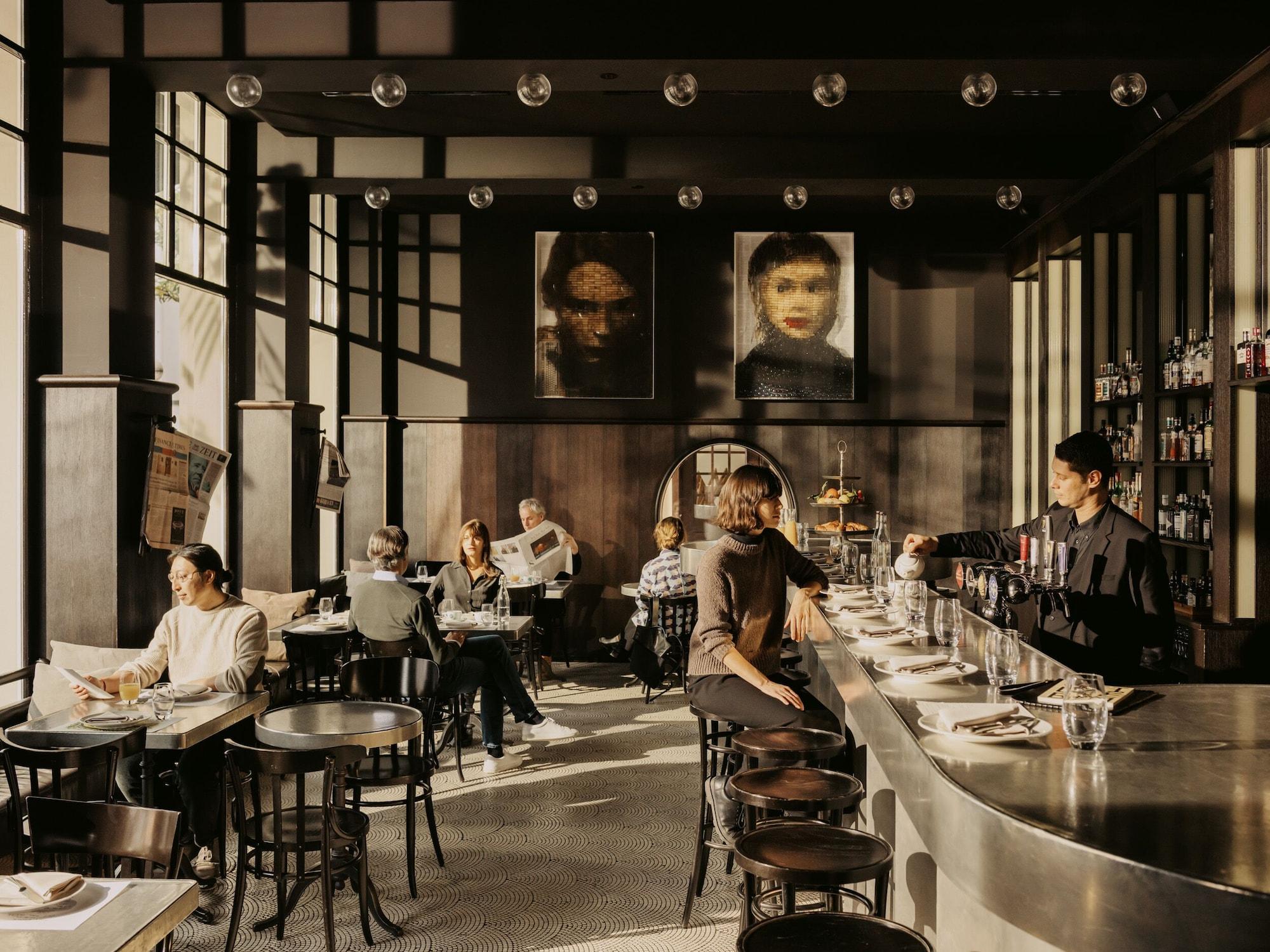 Brasserie, Bar und Event Volkshaus Basel by null