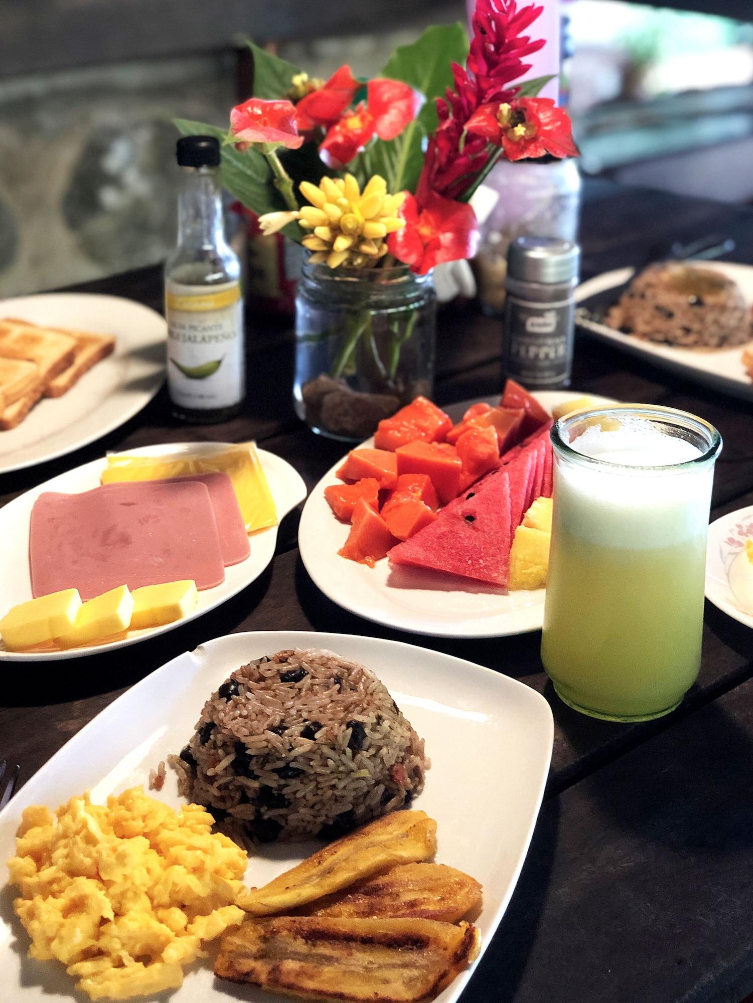 Cascada Verde by null