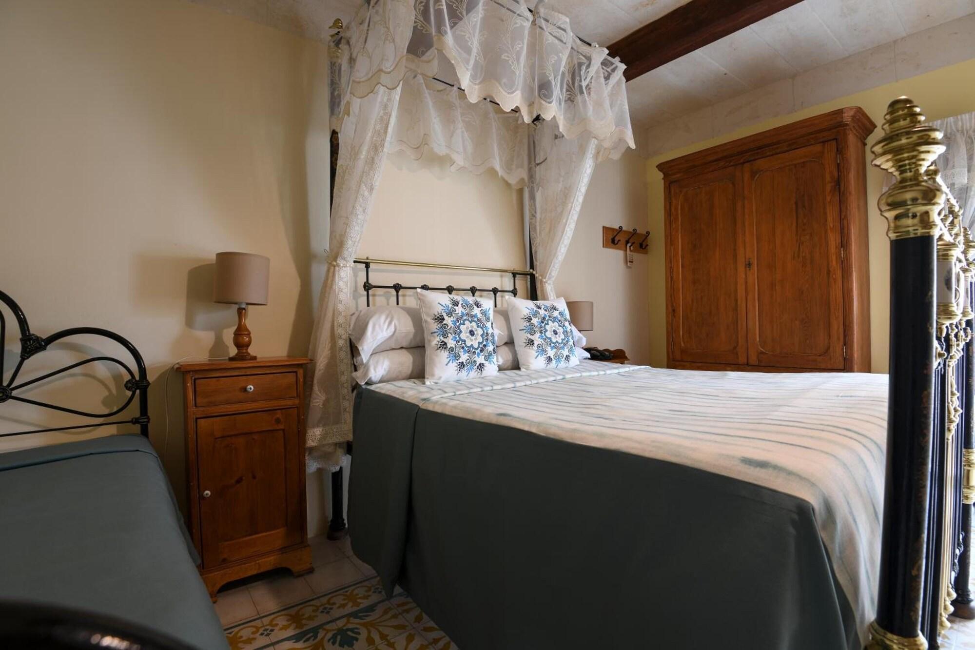 Maria Giovanna Guesthouse in Marsalforn, Gozo by null