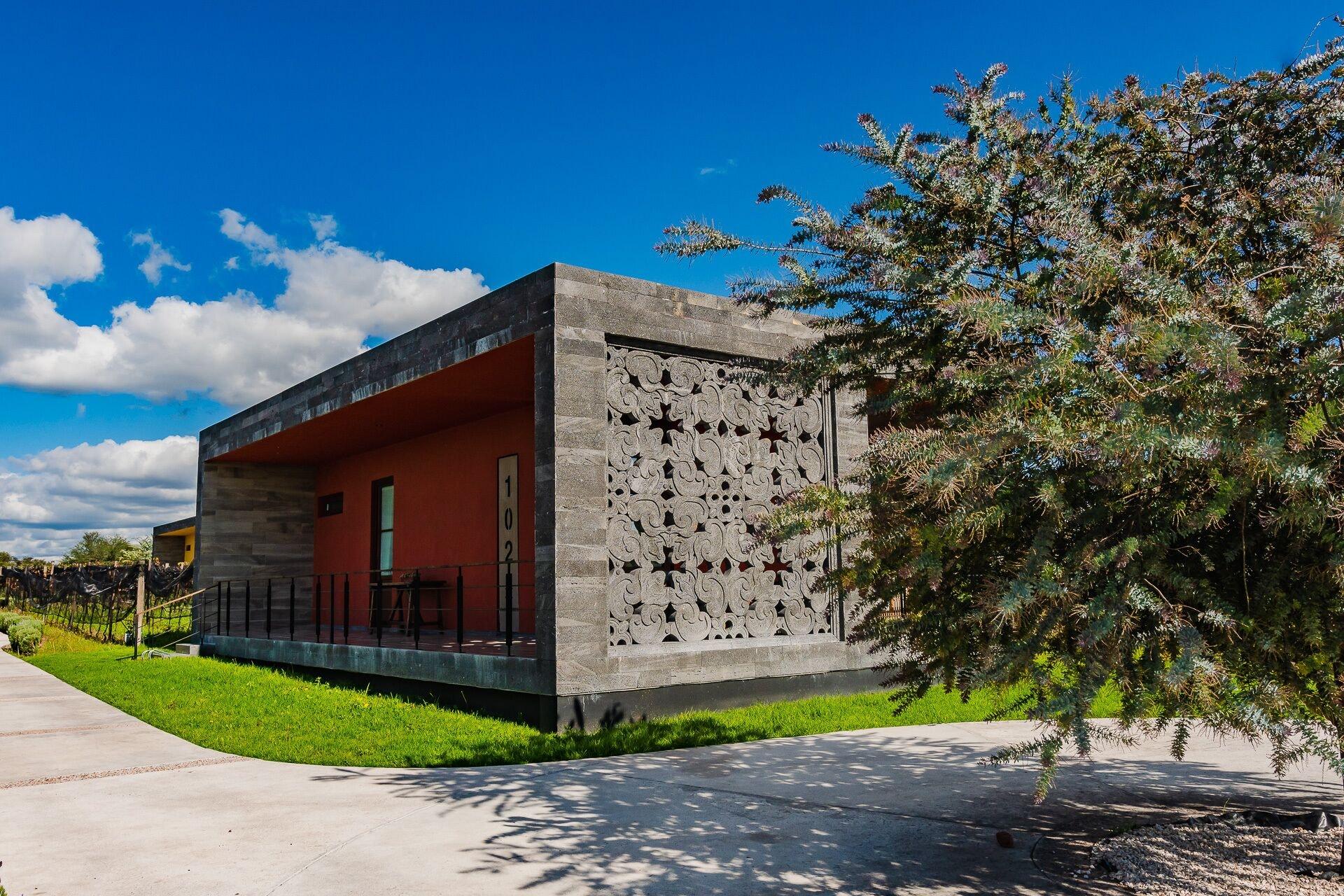 Hotel Tres Raices