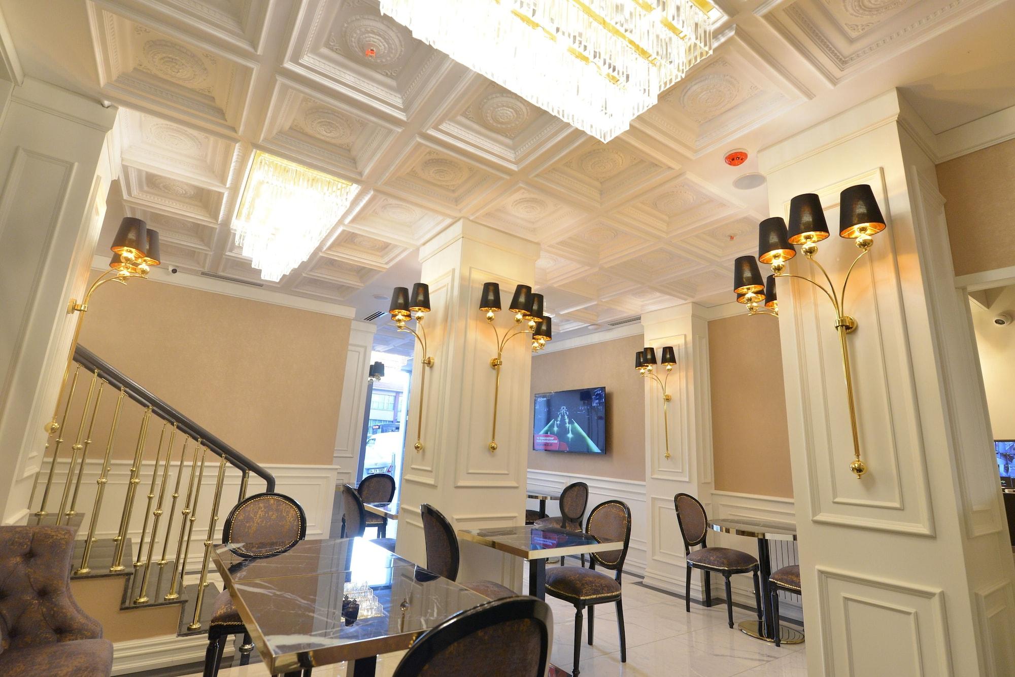 Santra Hotel