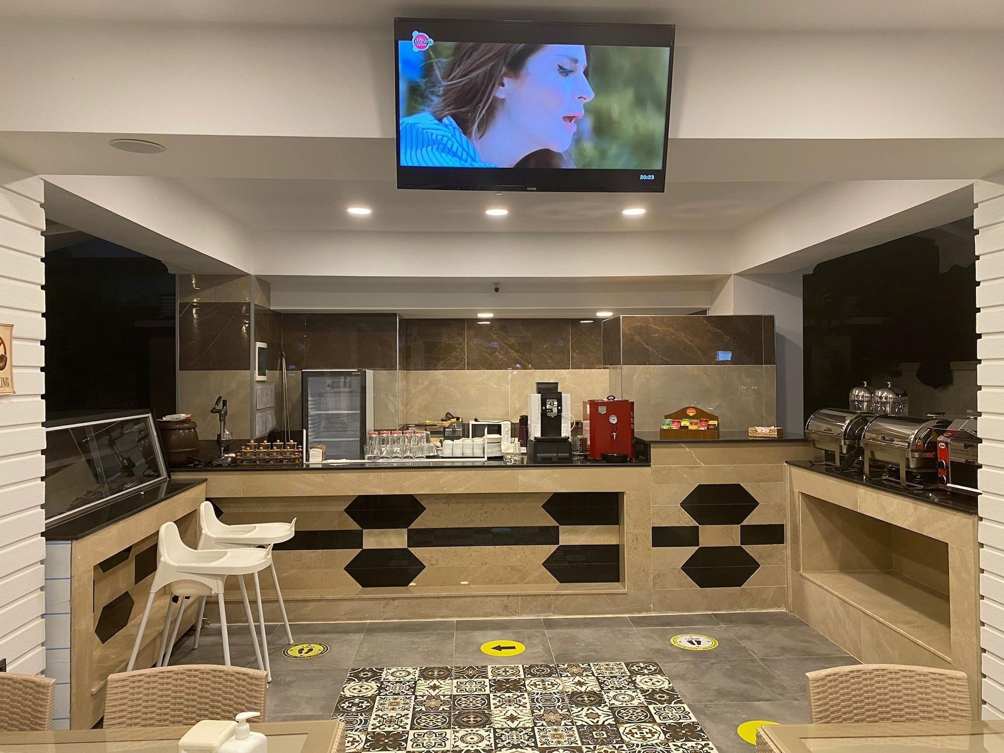 Miyas Luxury Hotel