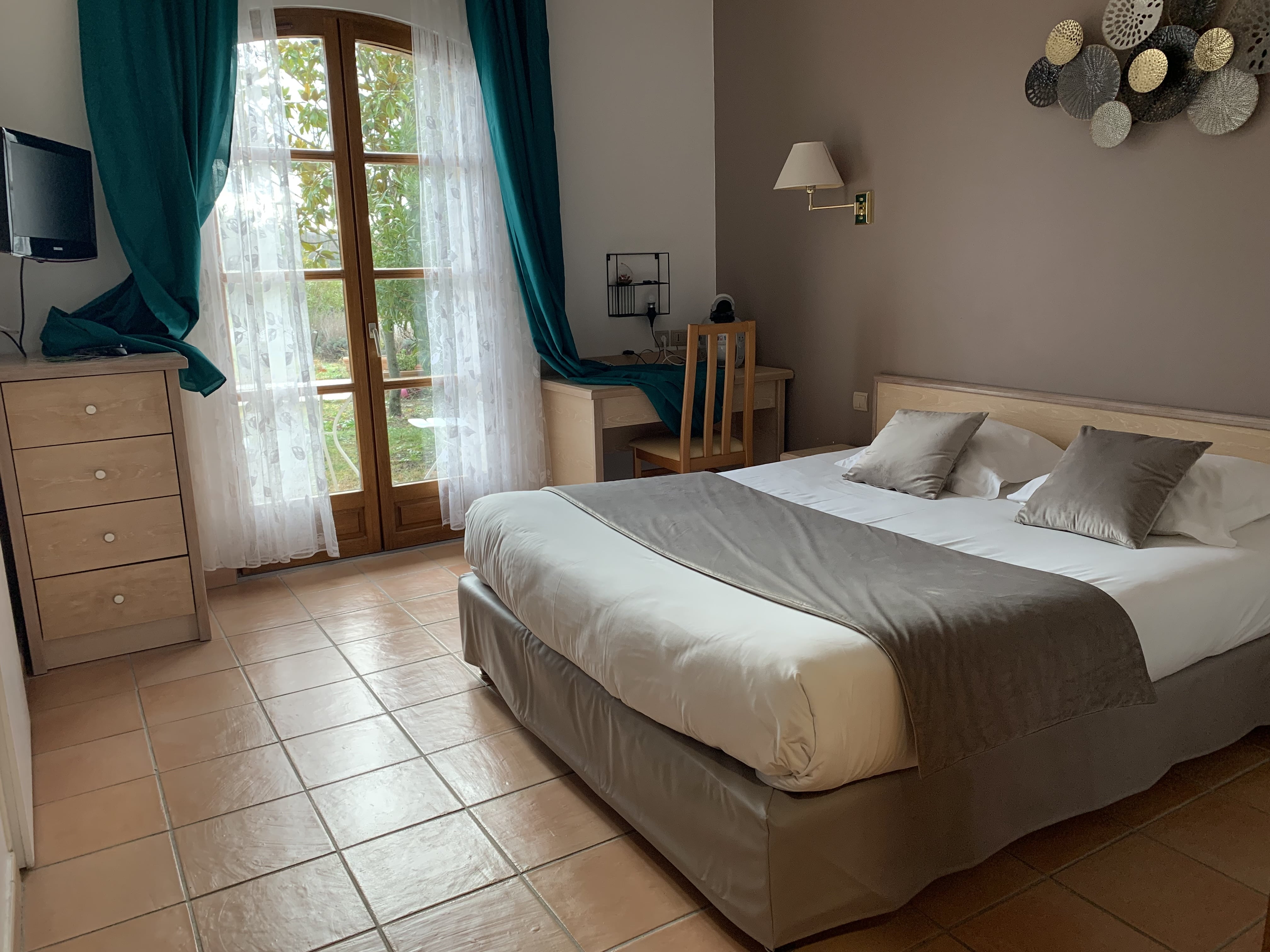 Logis Hotel Le Mas De Mon Pere