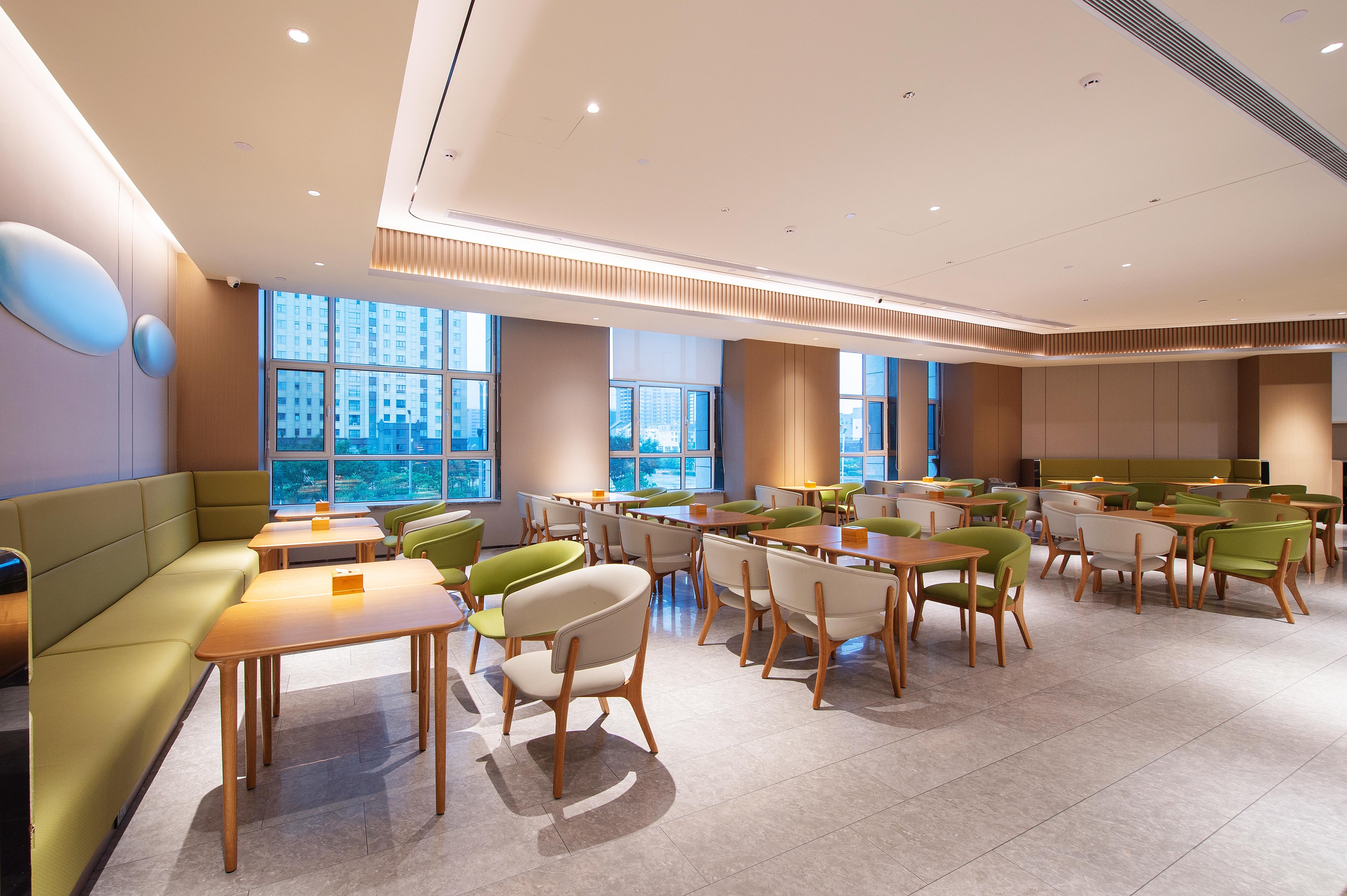 Ji Hotel (Datong Municipal Government)