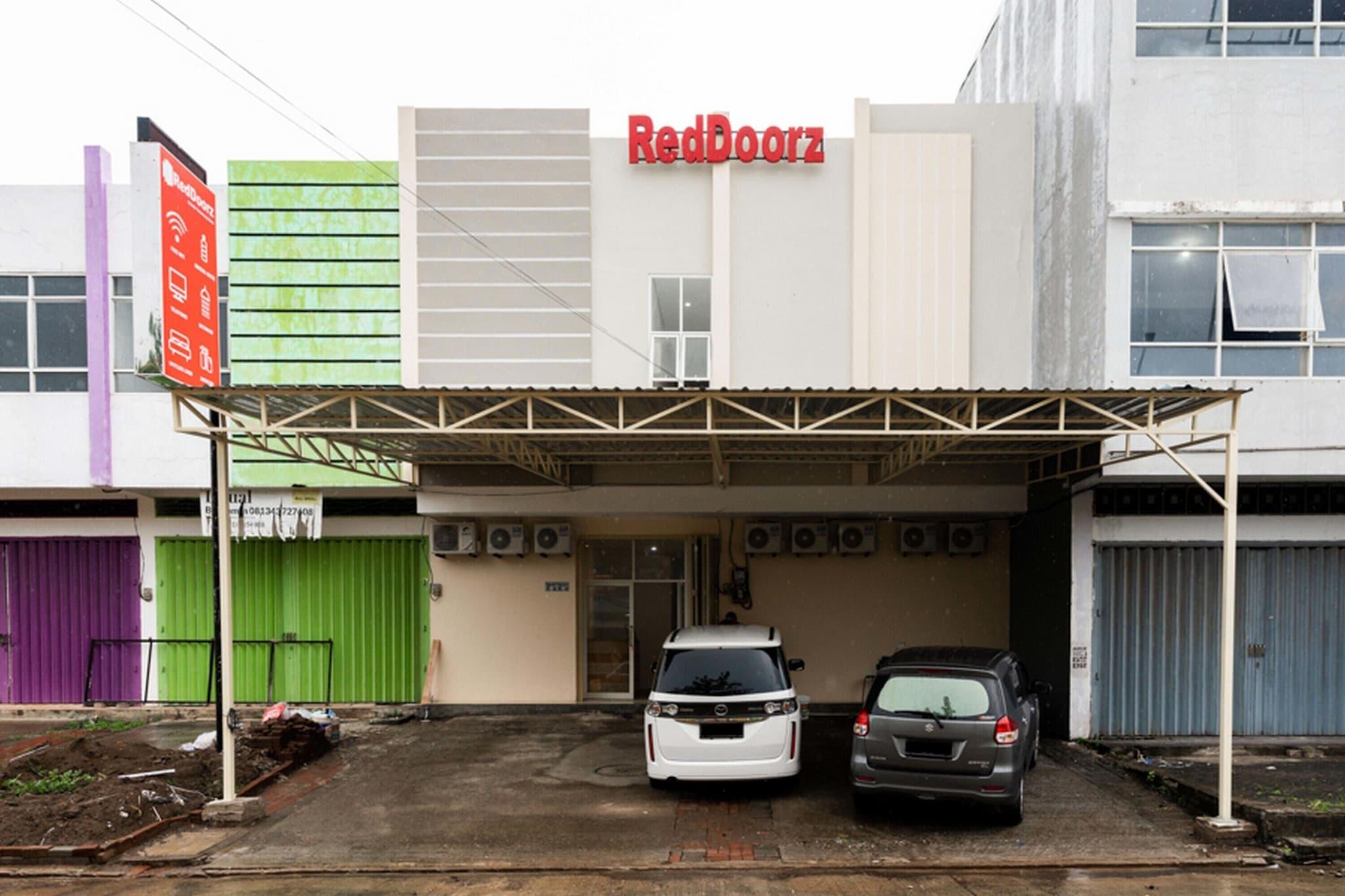 Formerly RedDoorz @ Graha Cemerlang Maros