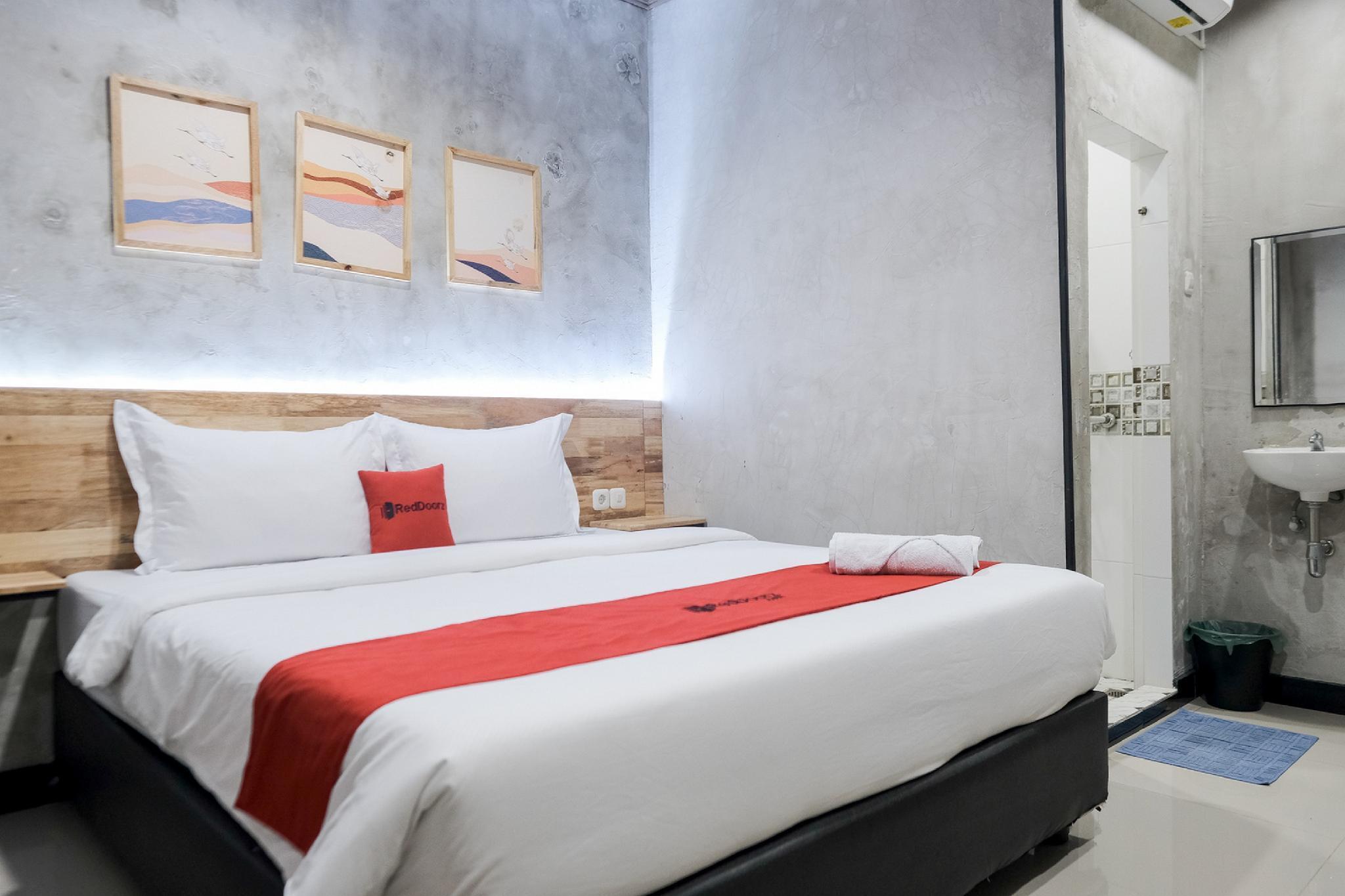 Exterior & Views 4, Formerly RedDoorz @ Sekip Medan, Medan