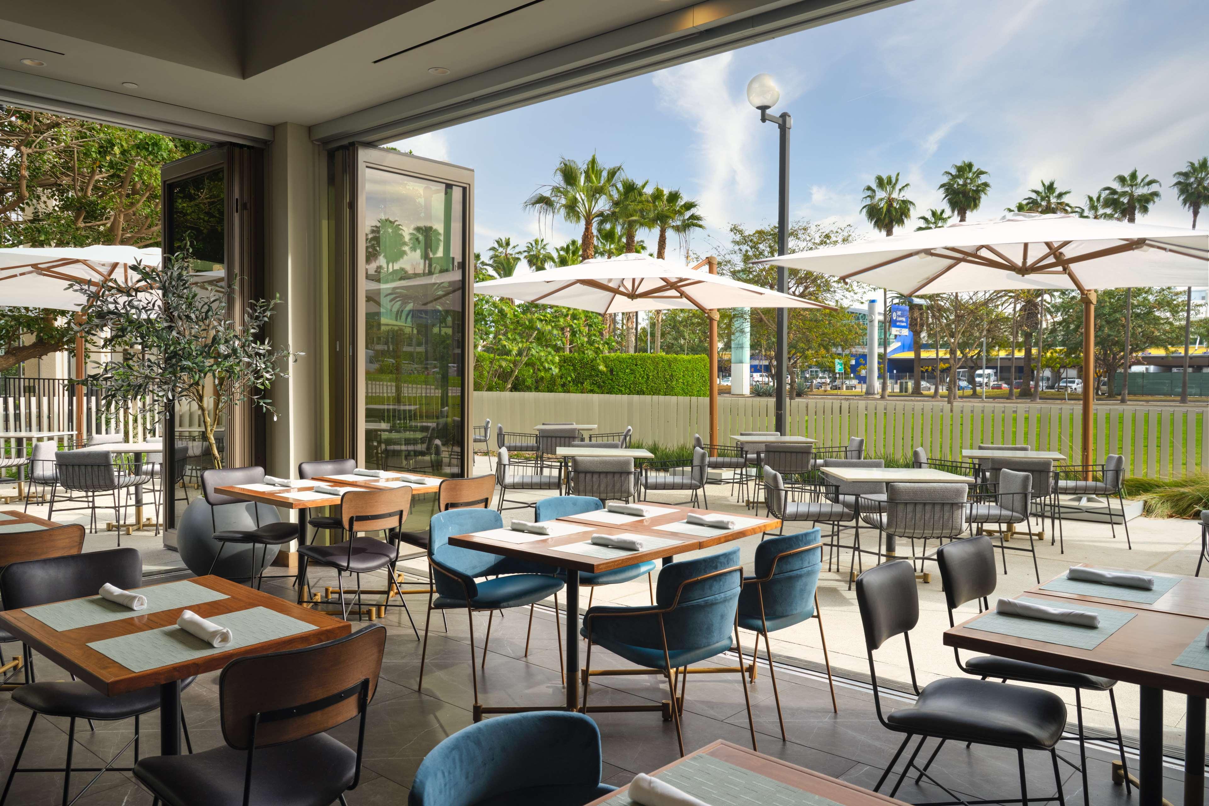 Hyatt House LAX / Century Blvd