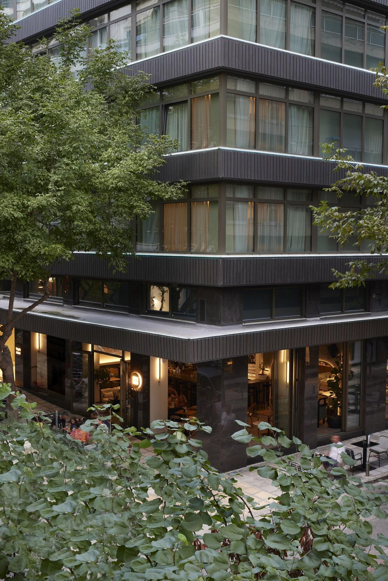 Teight Hotel - photo