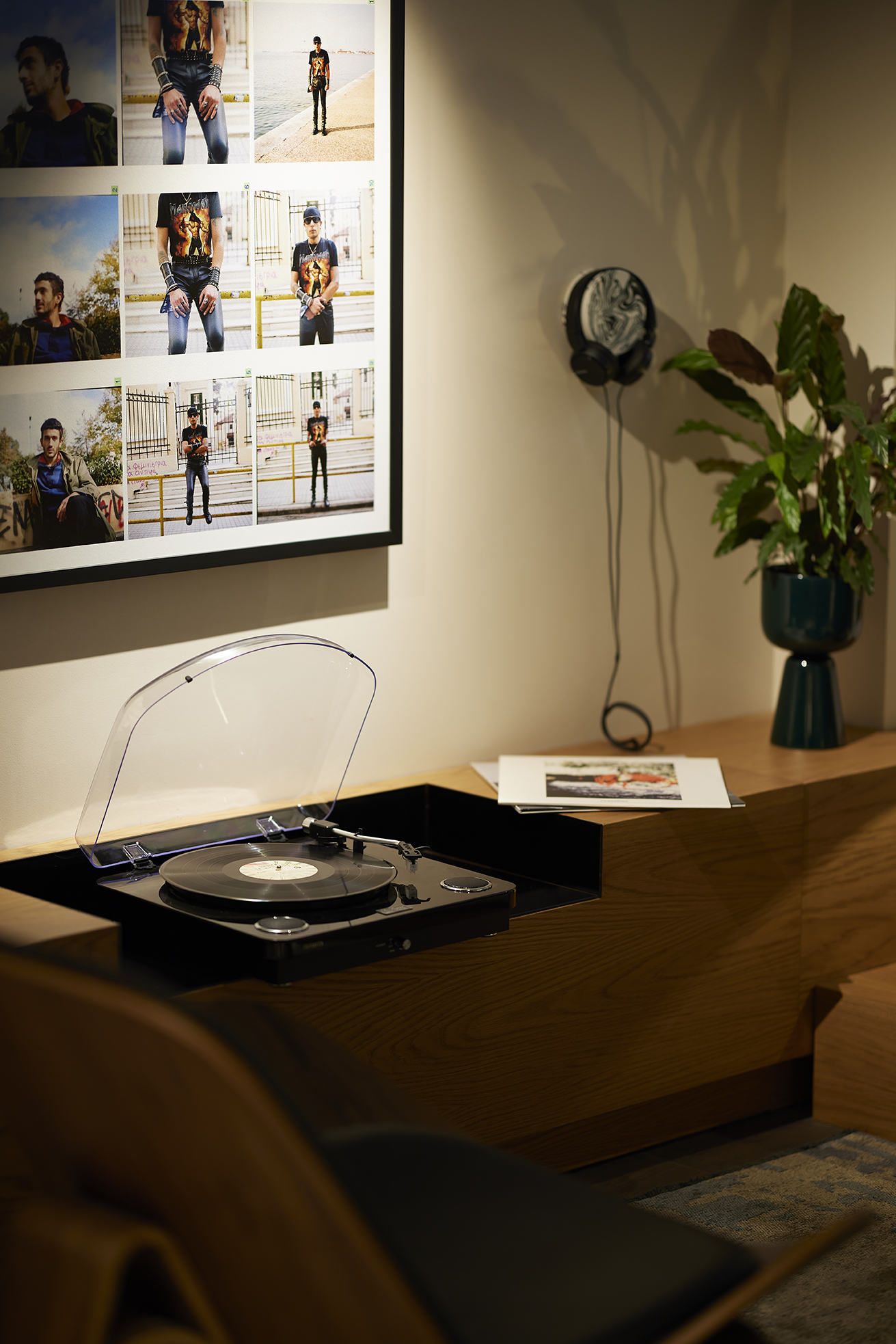 Teight Hotel - photo