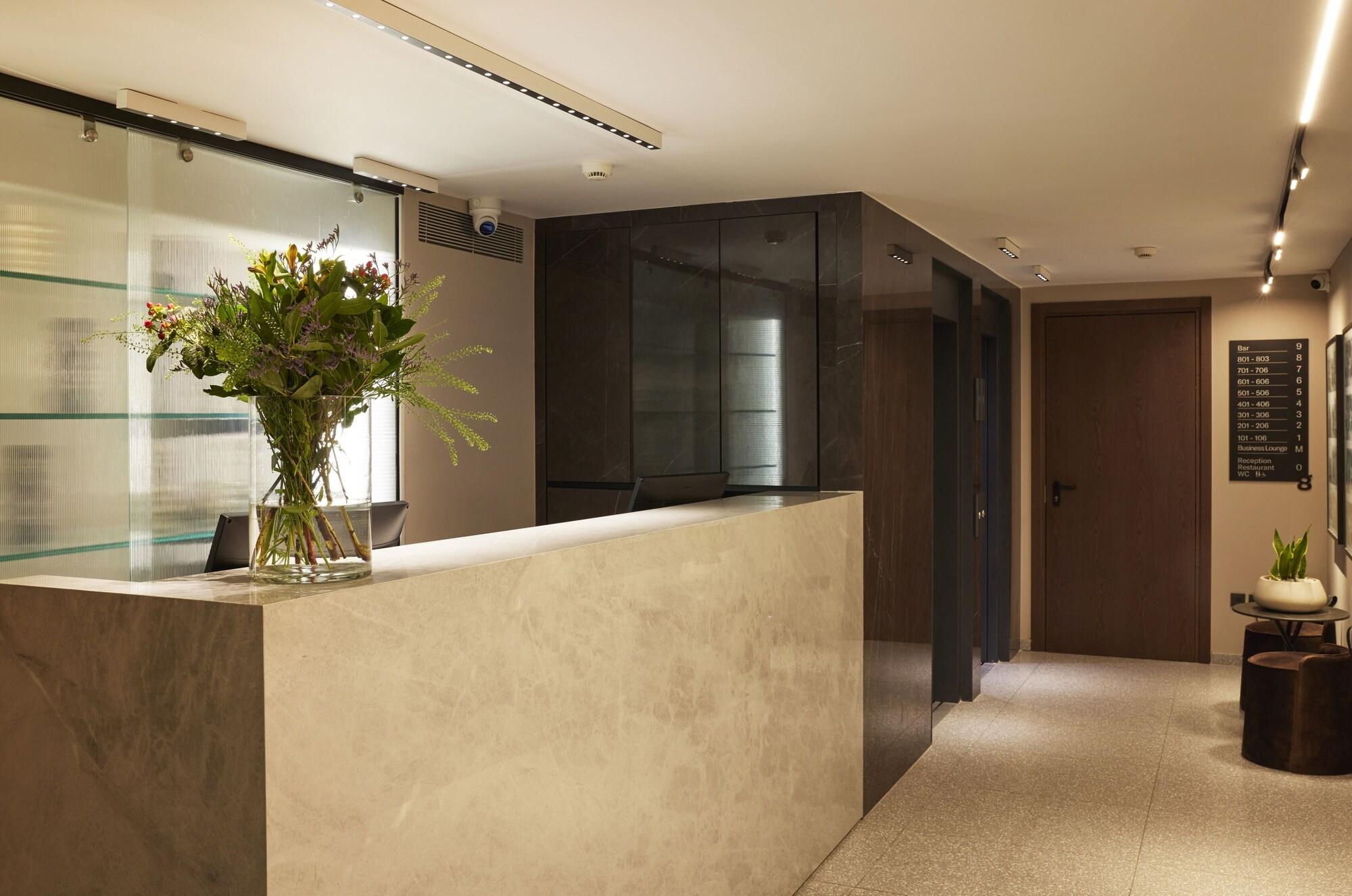 Teight Hotel - photo