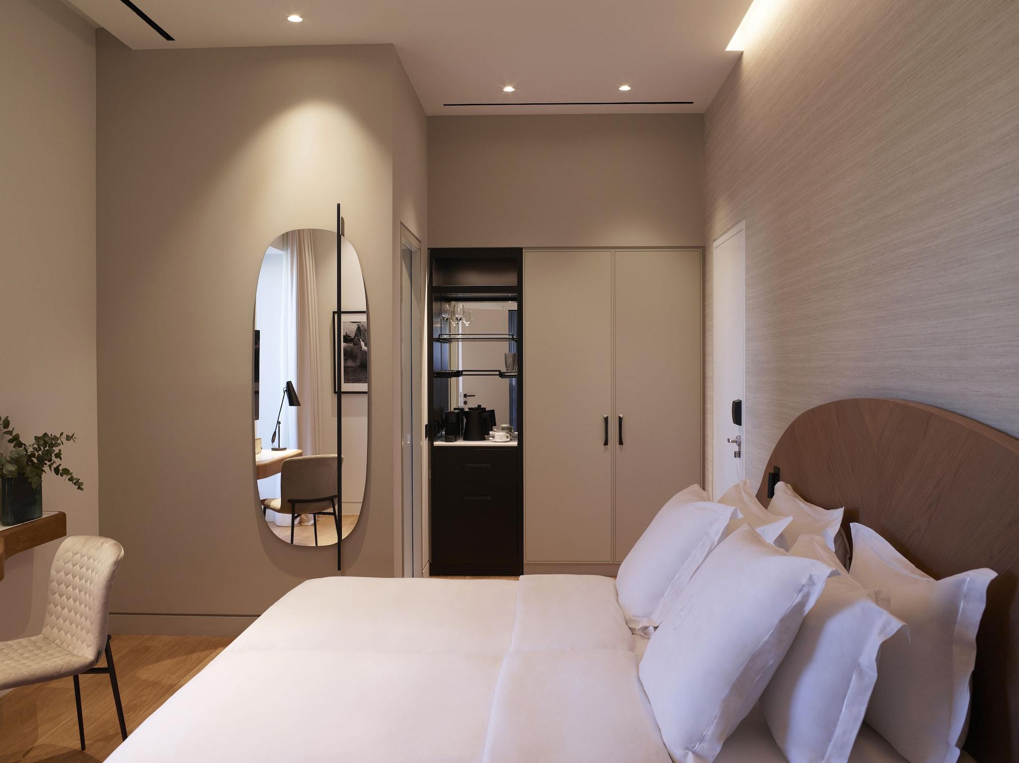 xenodocheio Milos by null