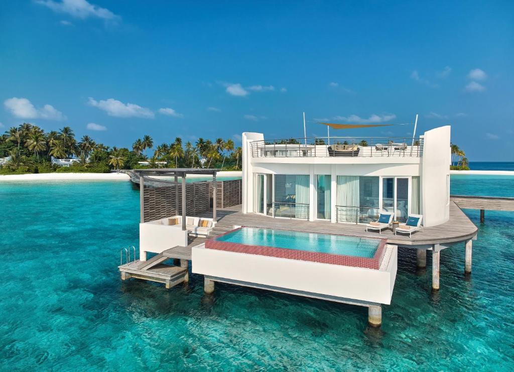 Jumeirah Olhahali Island Maldives by null