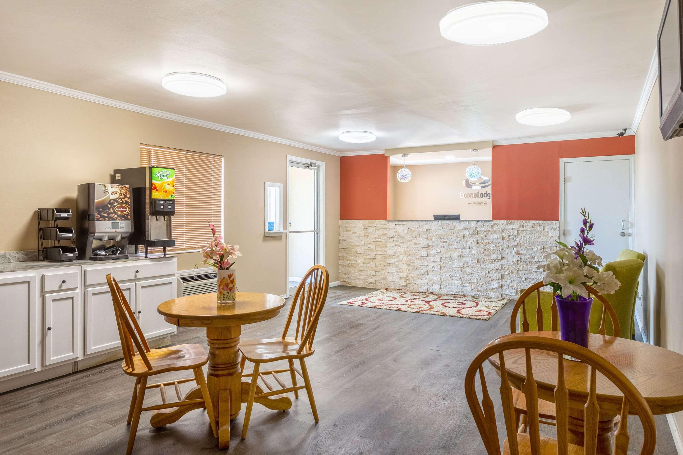 Econo Lodge Concordia
