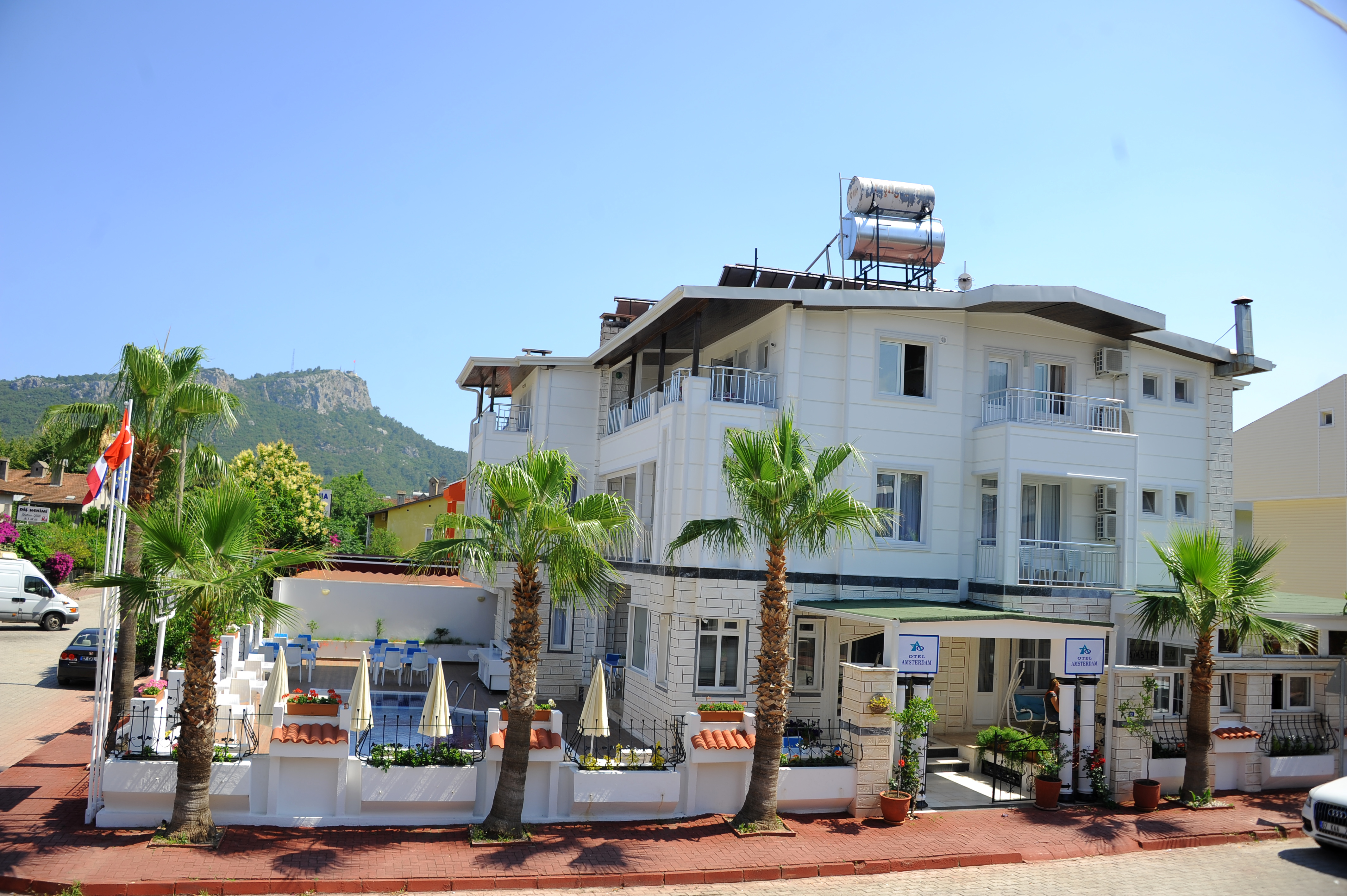 Amsterdam Otel & Suites