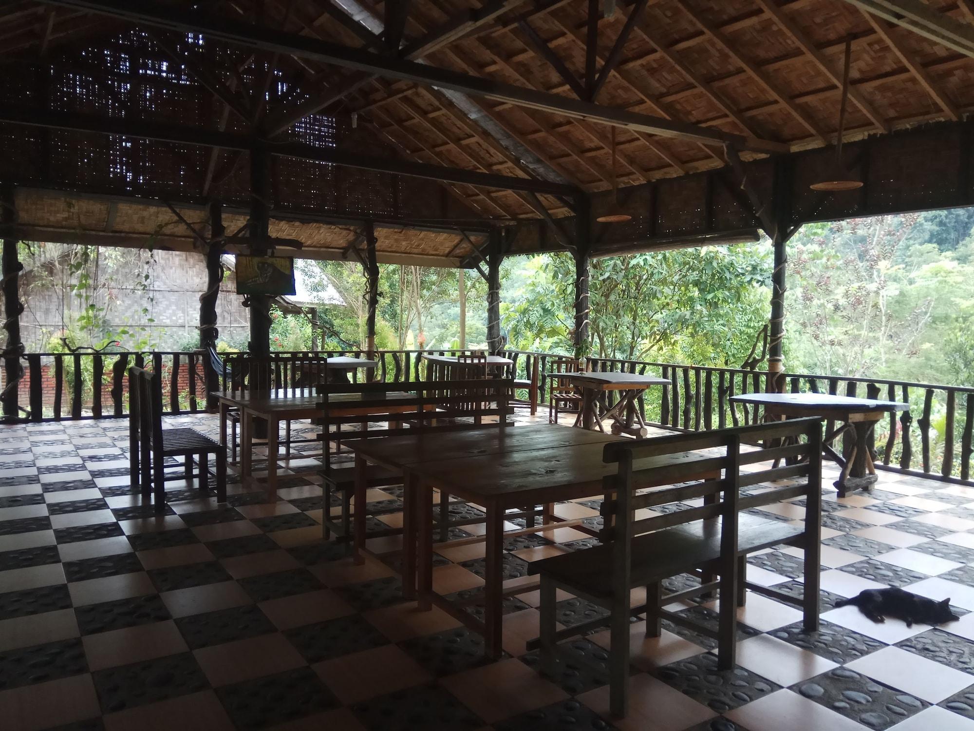 Tangkahan Inn