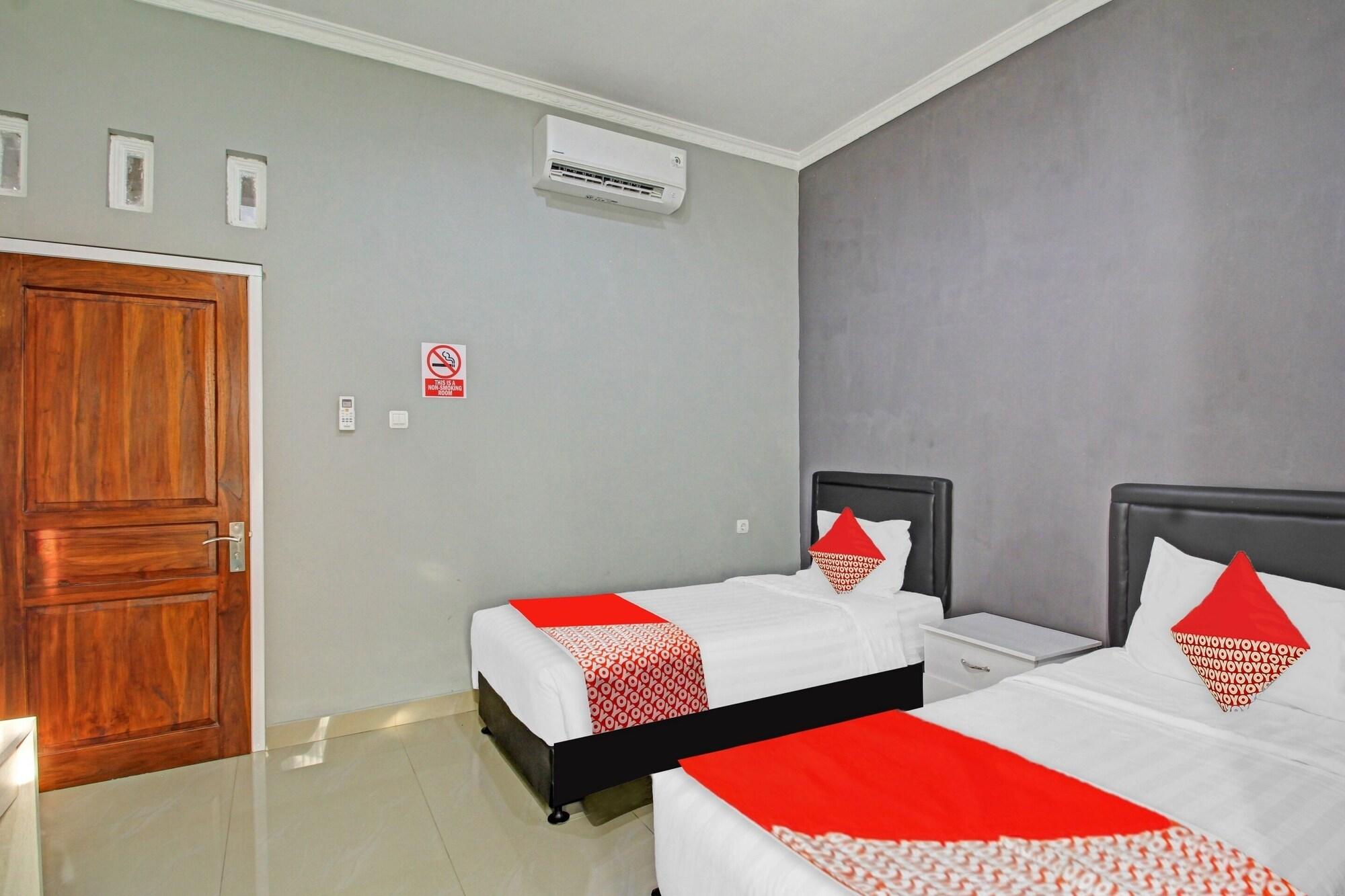 Room 3, OYO 90767 Gm Guest House, Wonogiri