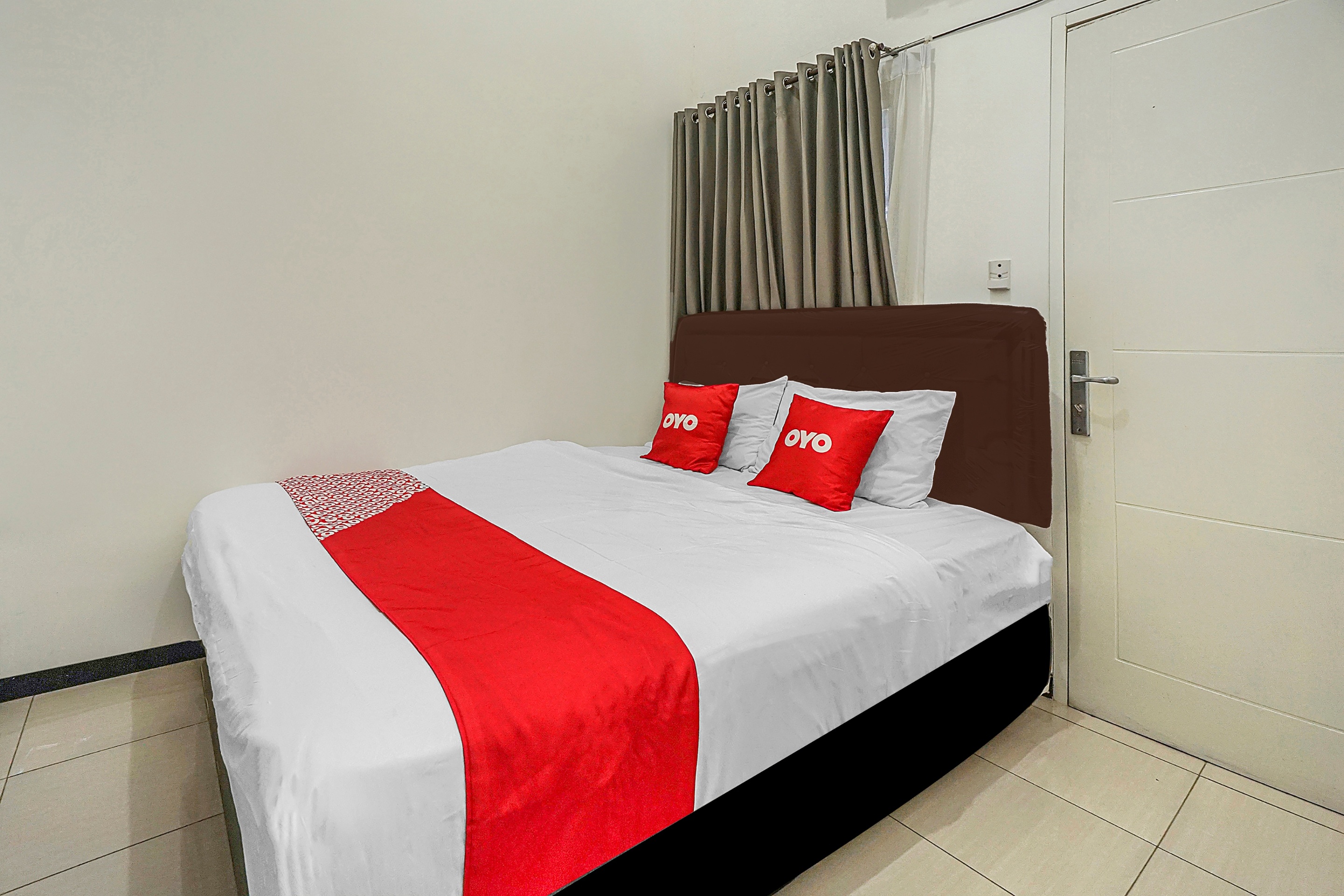OYO 90684 Happy Homestay Syariah