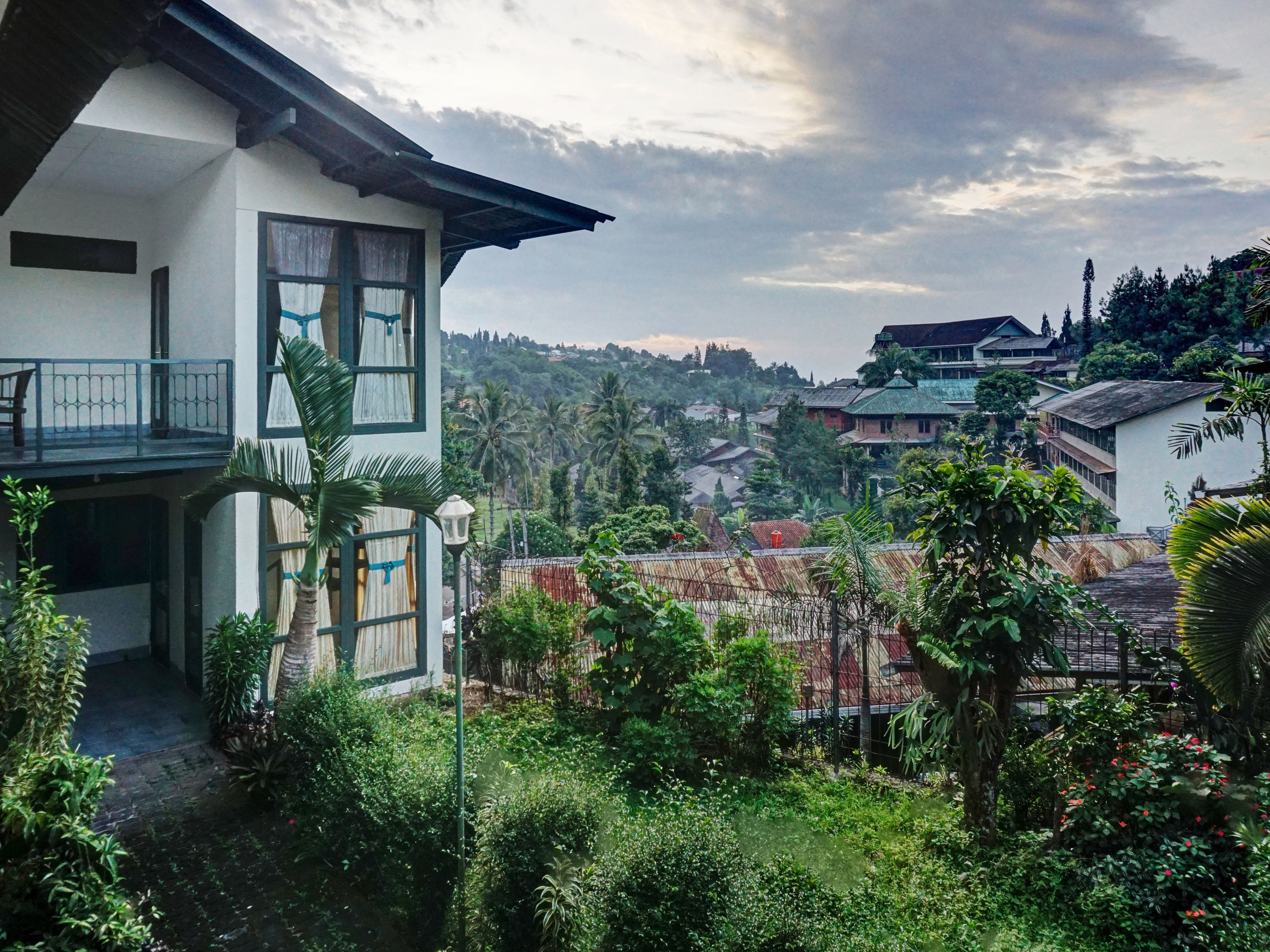 OYO 90596 Hotel Griya Astoeti