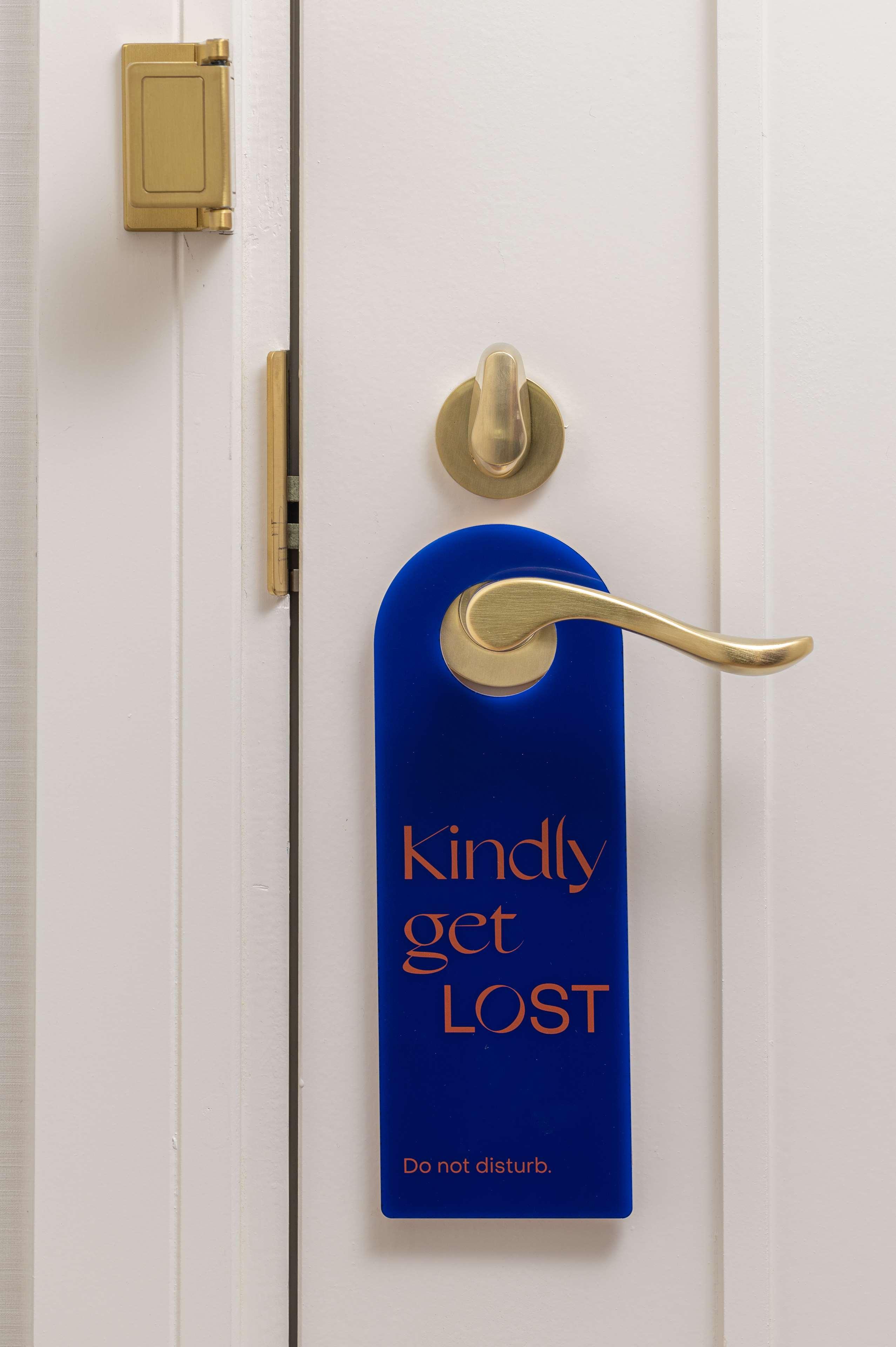 Imagem da galeria de Lost Property St  Paul'S London, Curio Collection