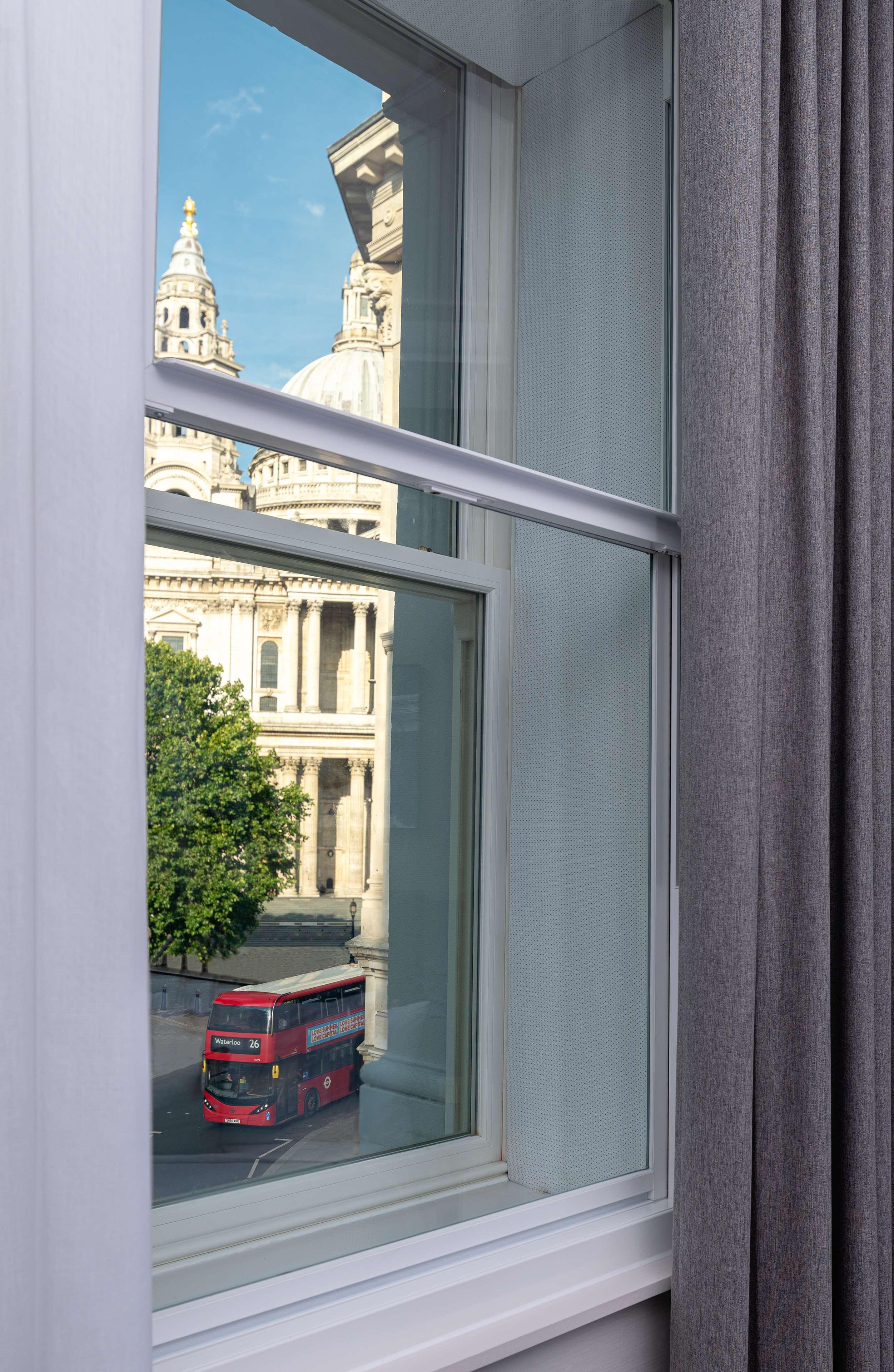 Imagem da galeria de Lost Property St  Paul'S London, Curio Collection