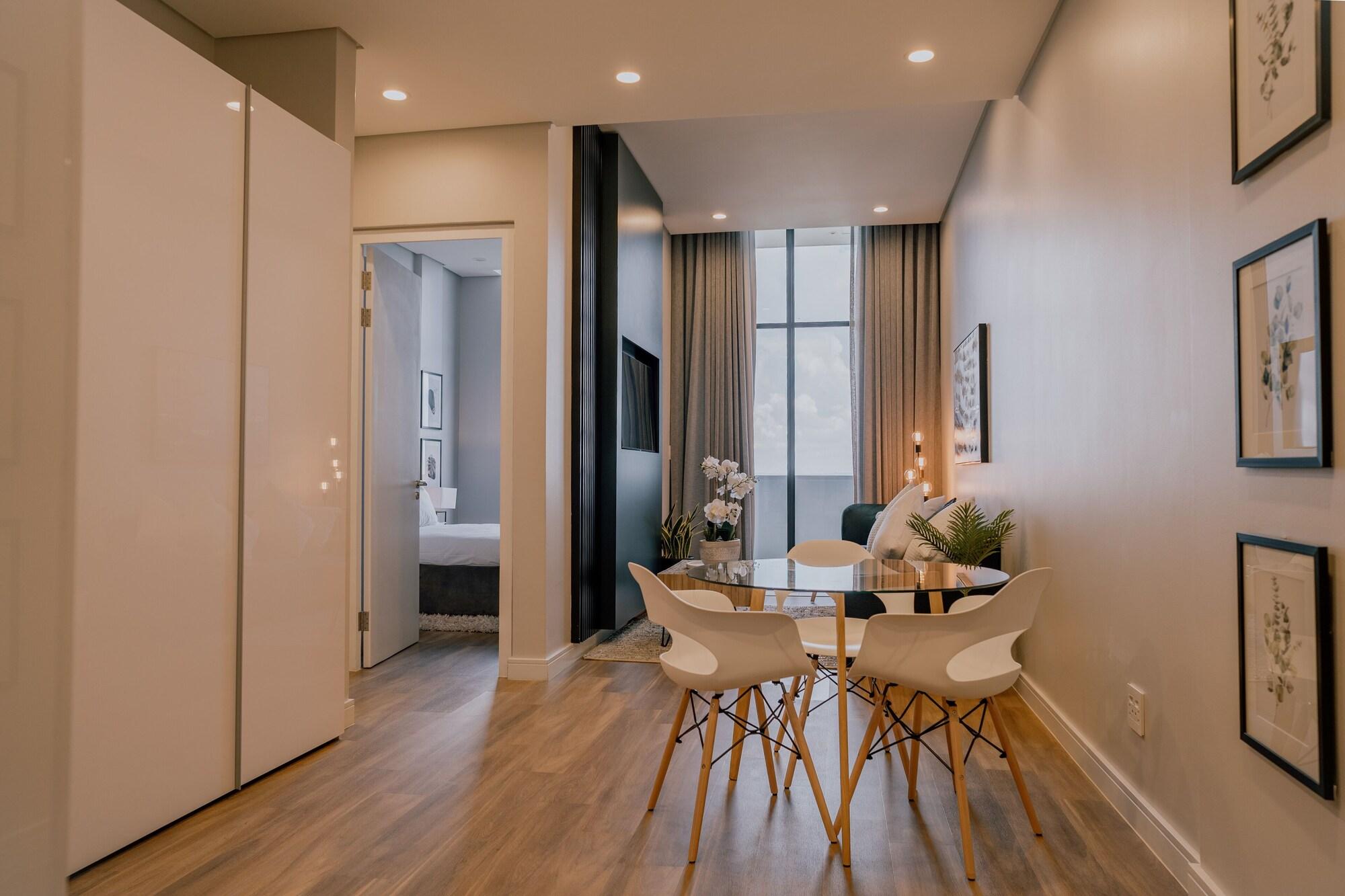 Reserved Suites Illovo Hotel