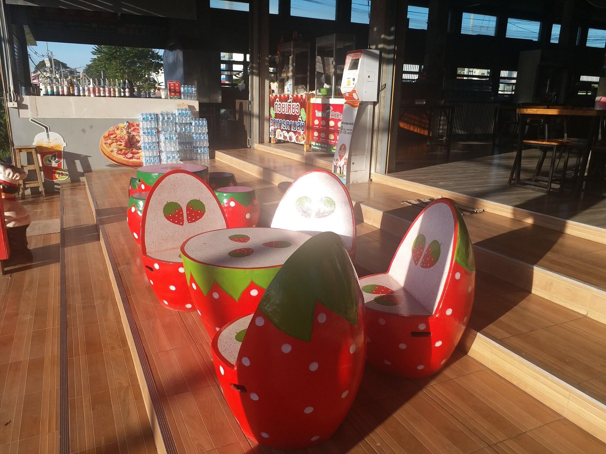 Pingpong Place by ZUZU
