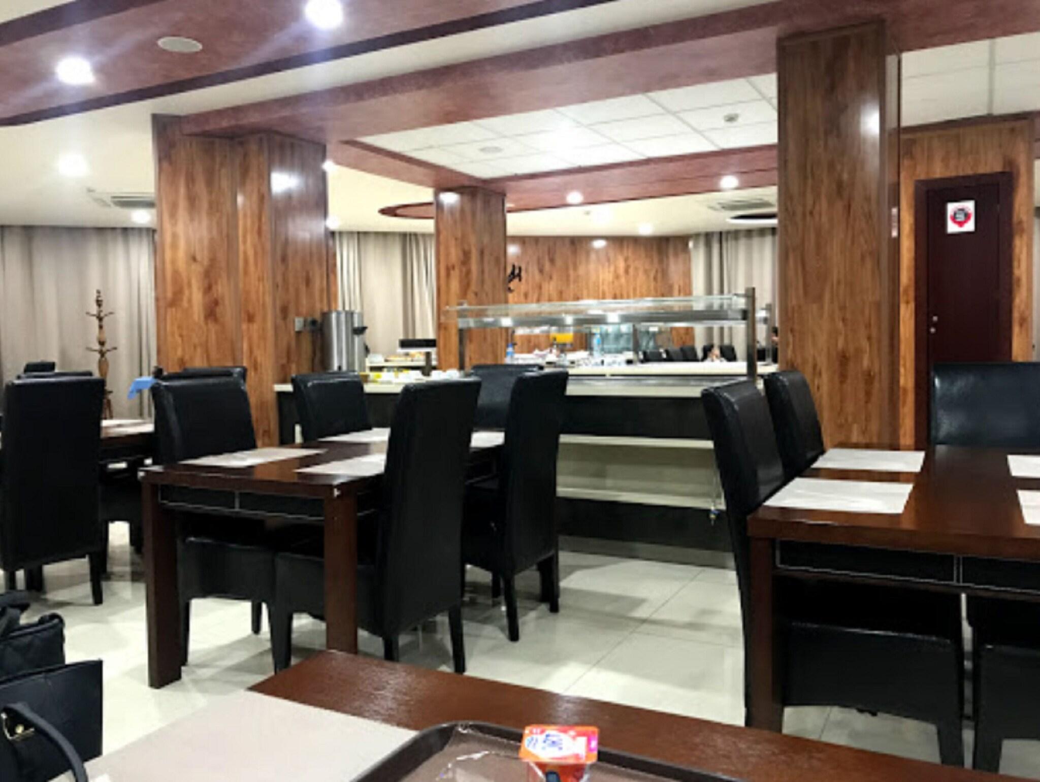 Hotel El Khayem