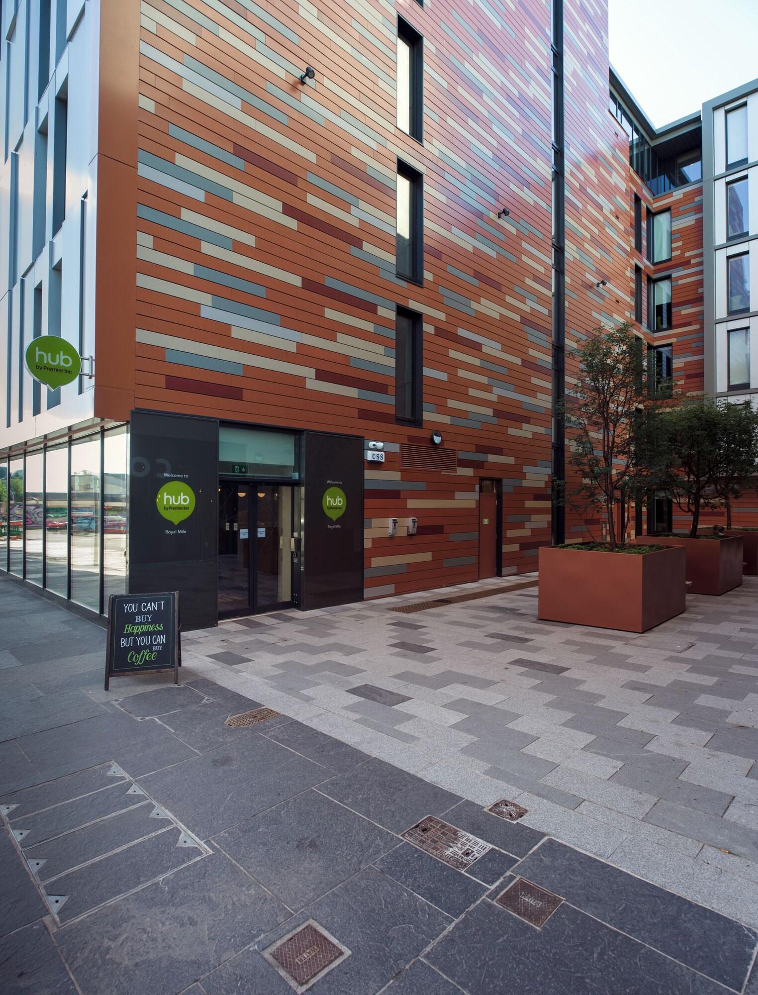 hub by Premier Inn Edinburgh - Royal Mile