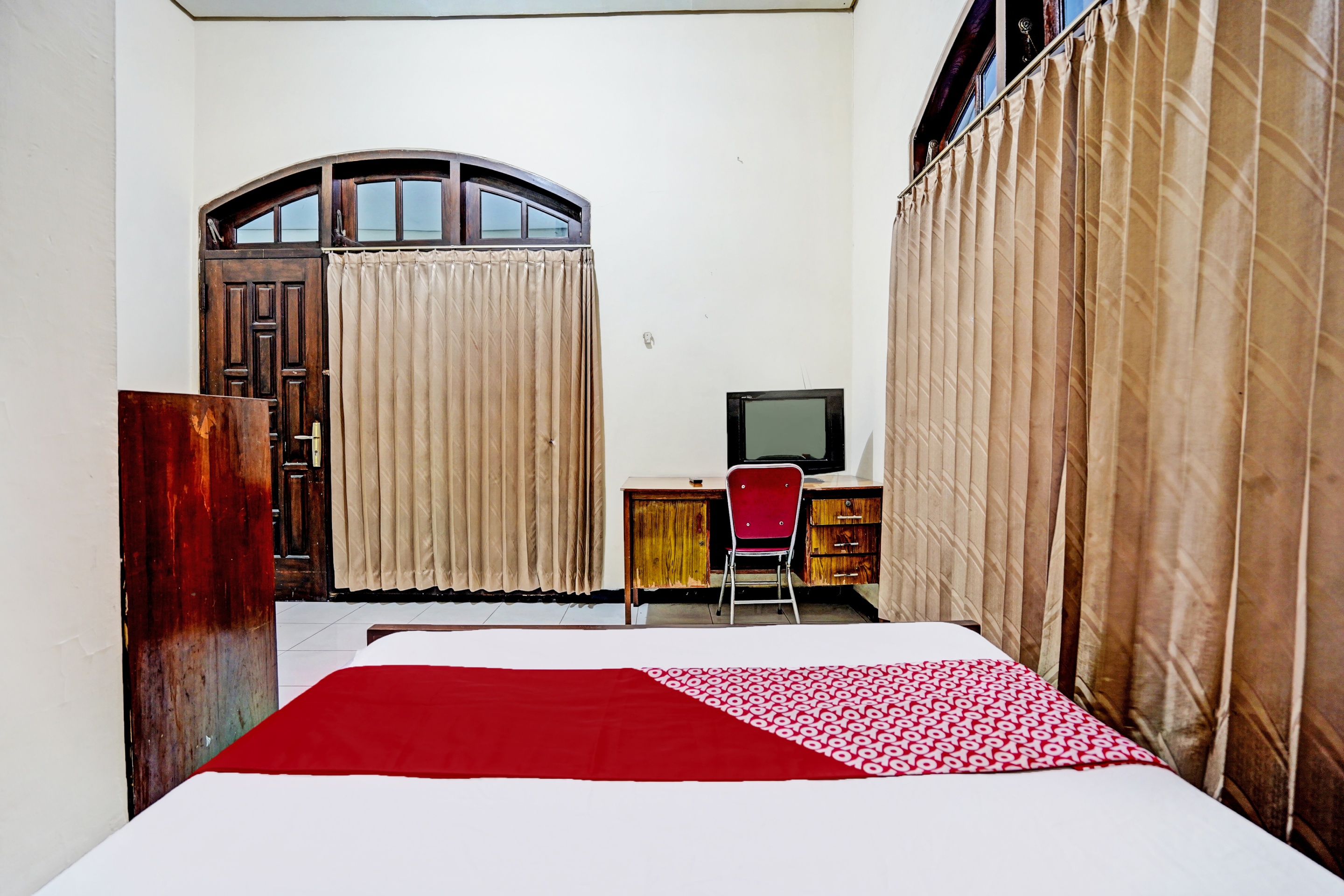 OYO 91198 Hotel Mahkota 2 Lamongan