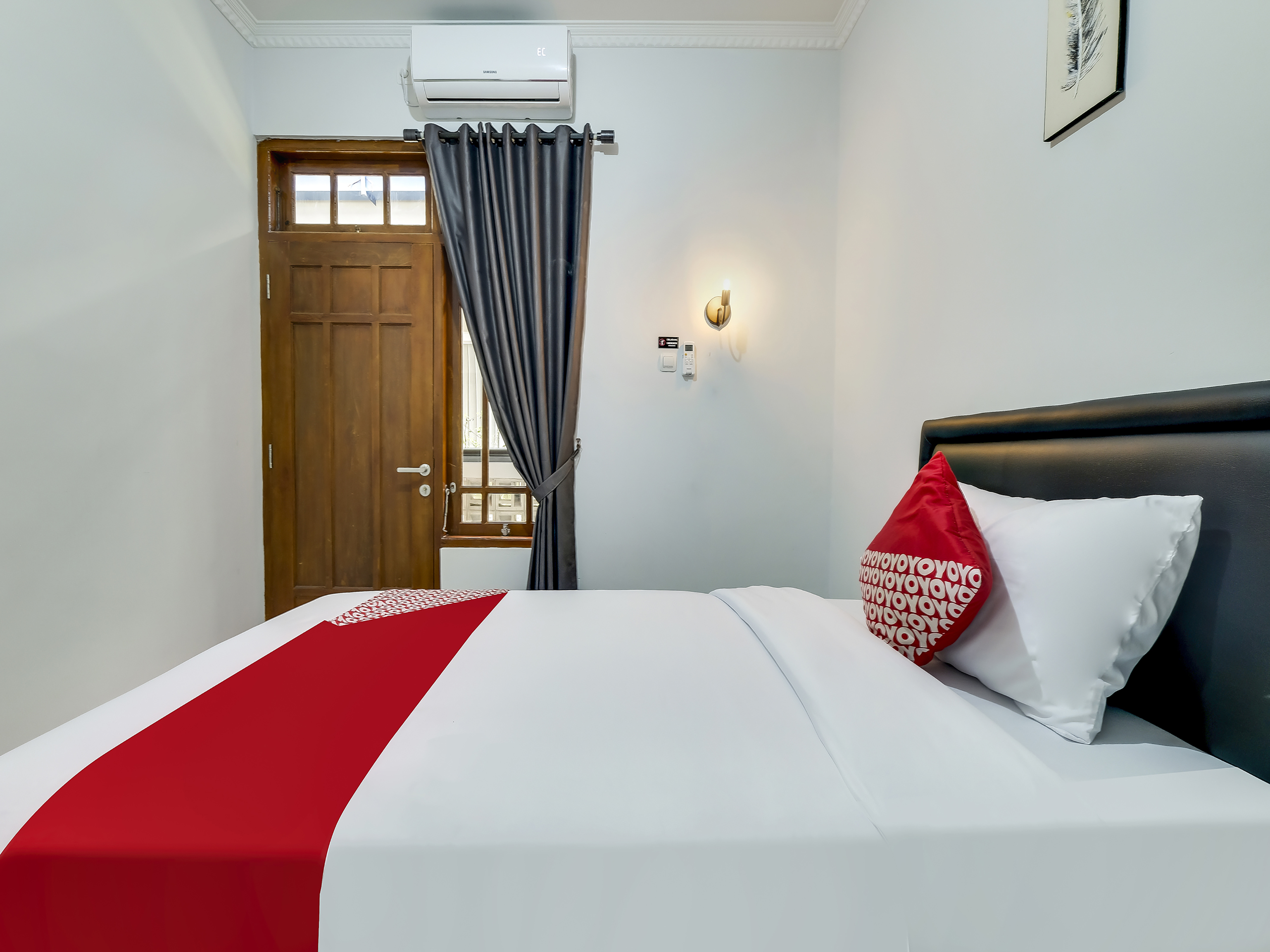 OYO Flagship 90983 Harmony Easy Stay
